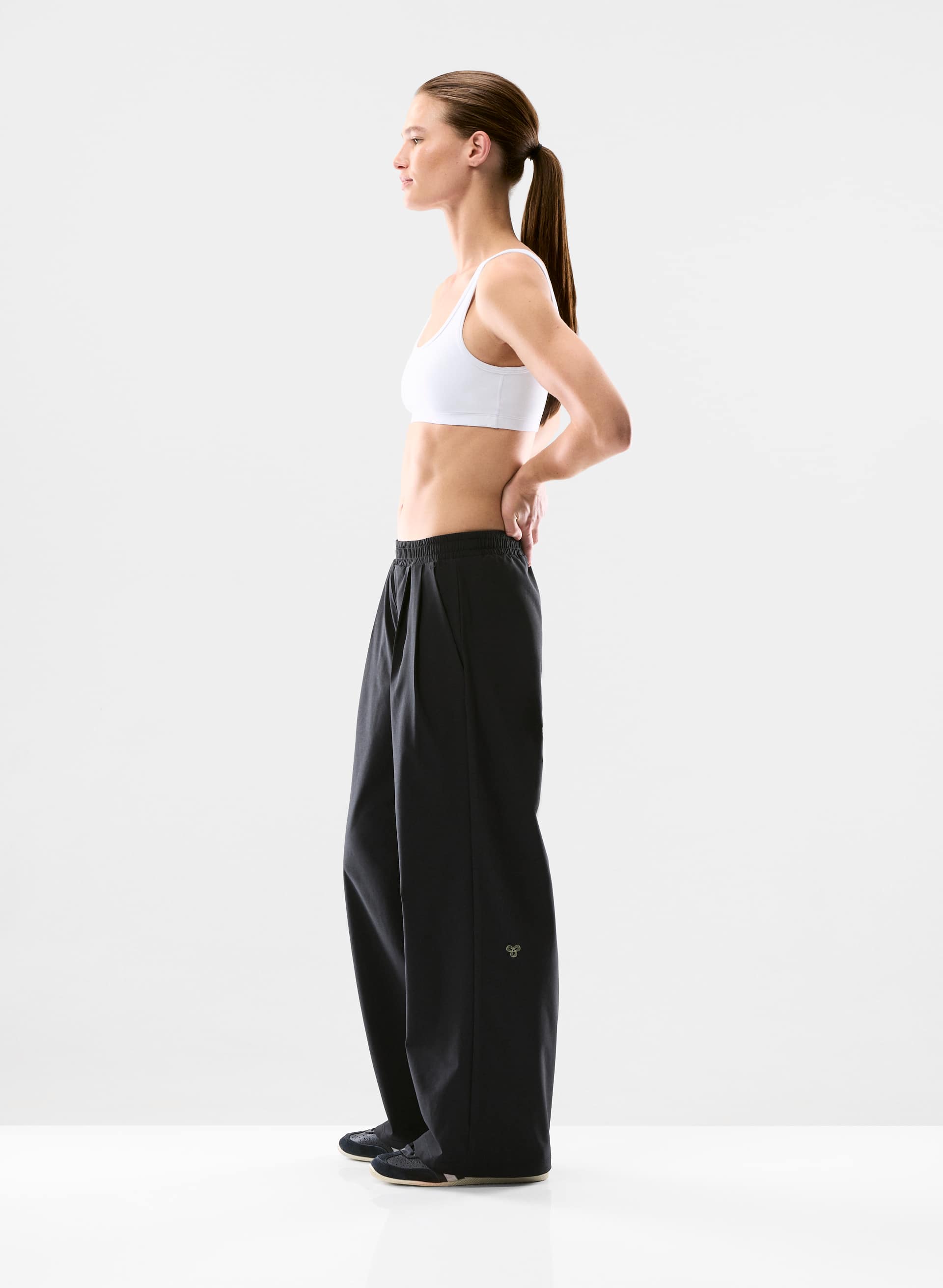 Continuum Pant | Aritzia US