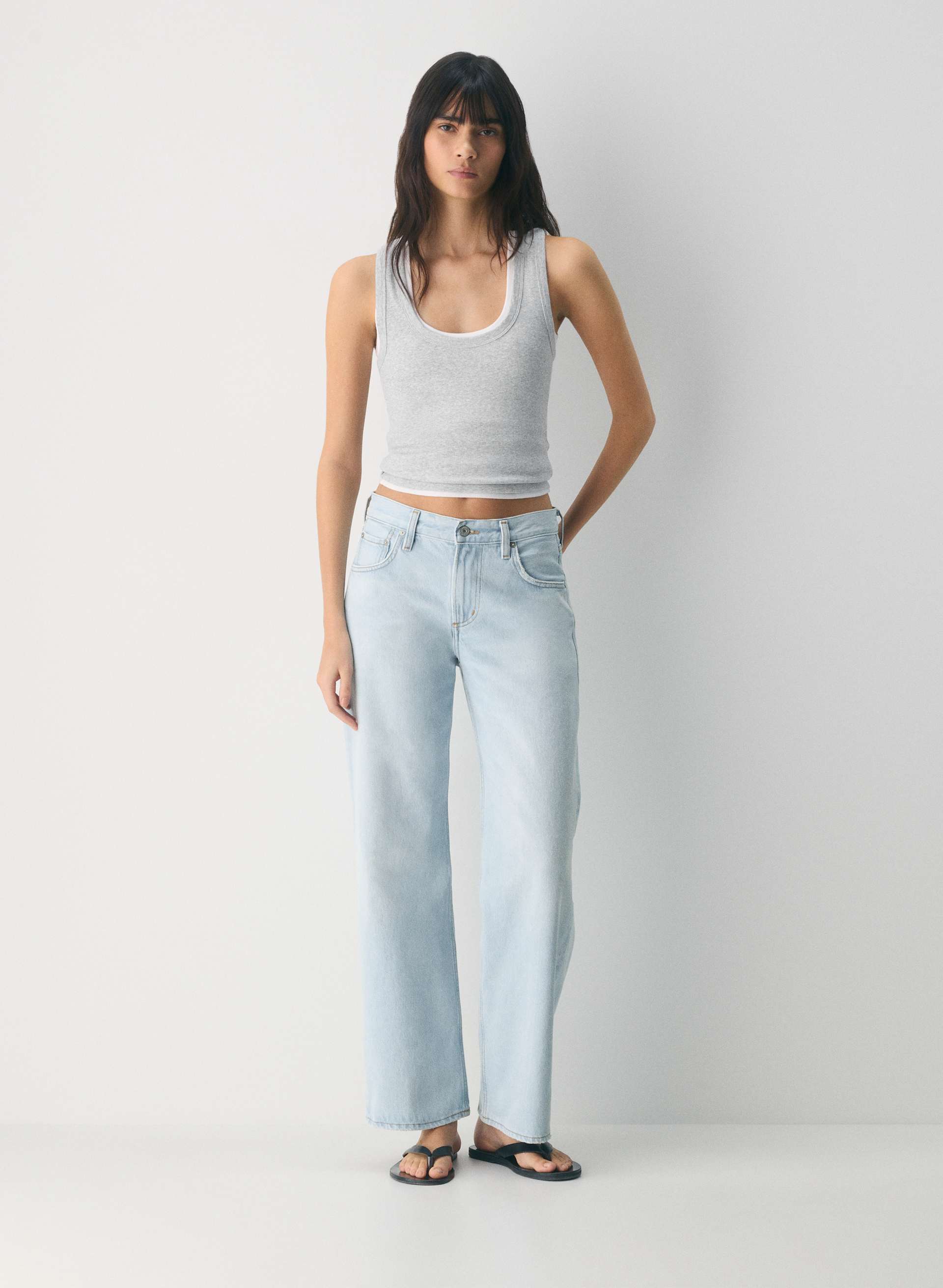 LINDZ EASY STRAIGHT JEAN | Aritzia