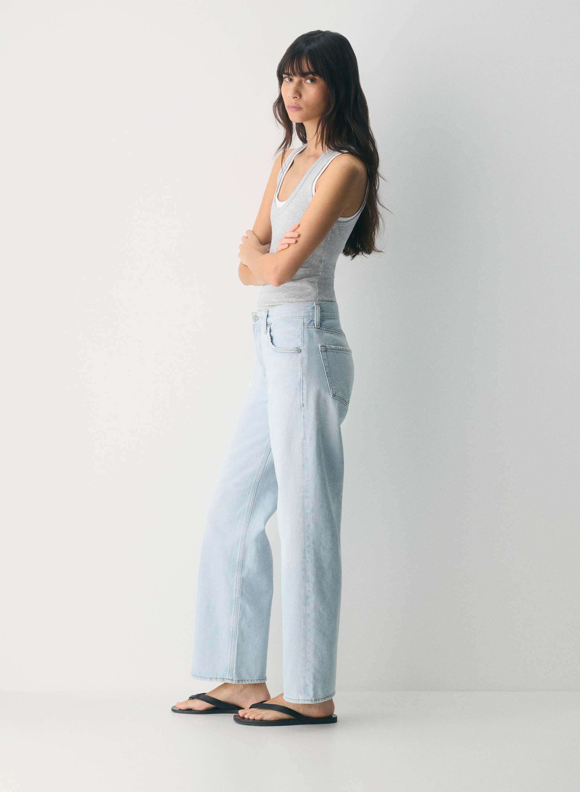 LINDZ EASY STRAIGHT JEAN | Aritzia