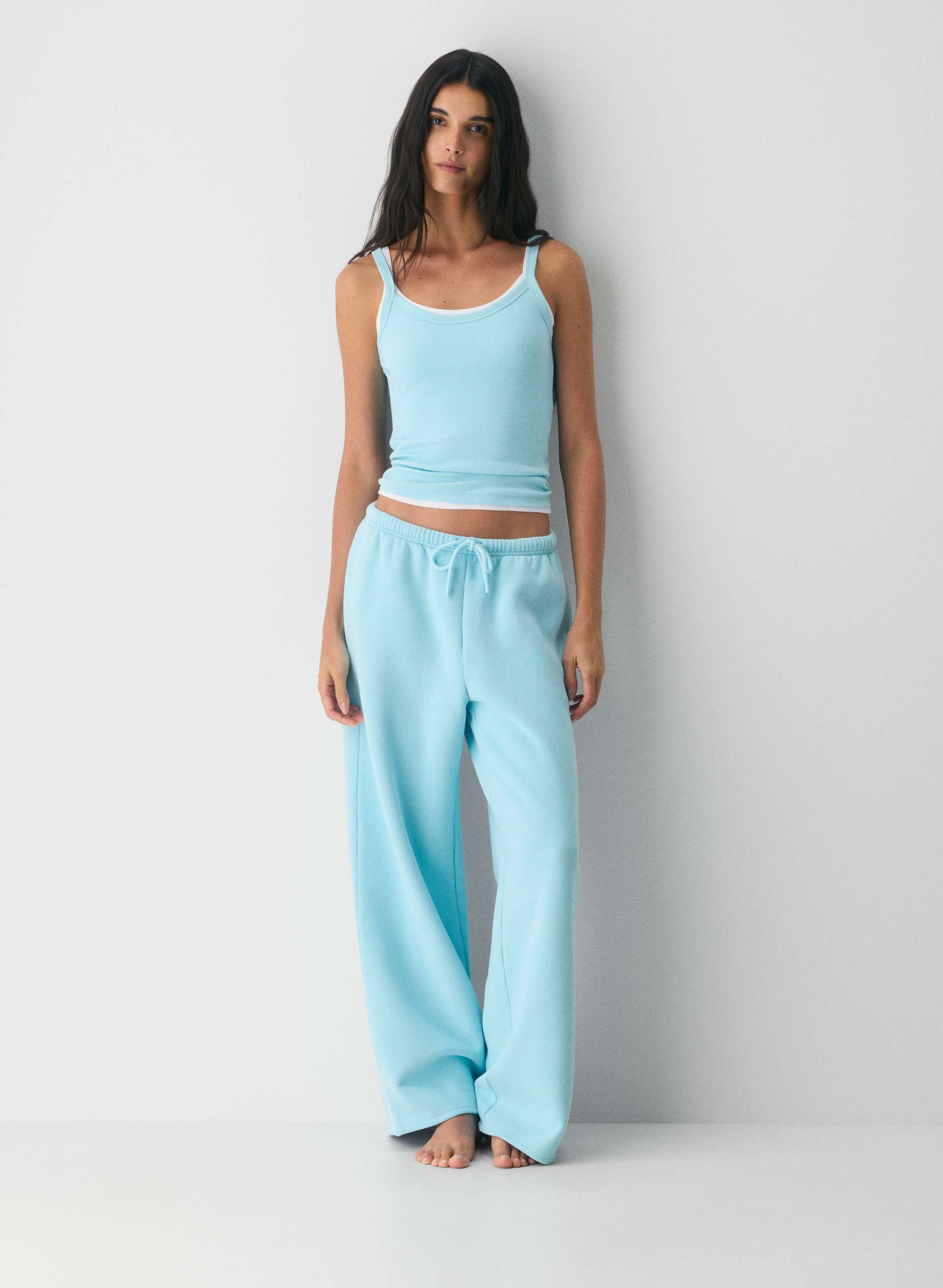 COZY SWEATFLEECE MEGA FLUTTER™ SWEATPANT - Oversized, high-rise flutter-leg sweatpants with finished hem. 