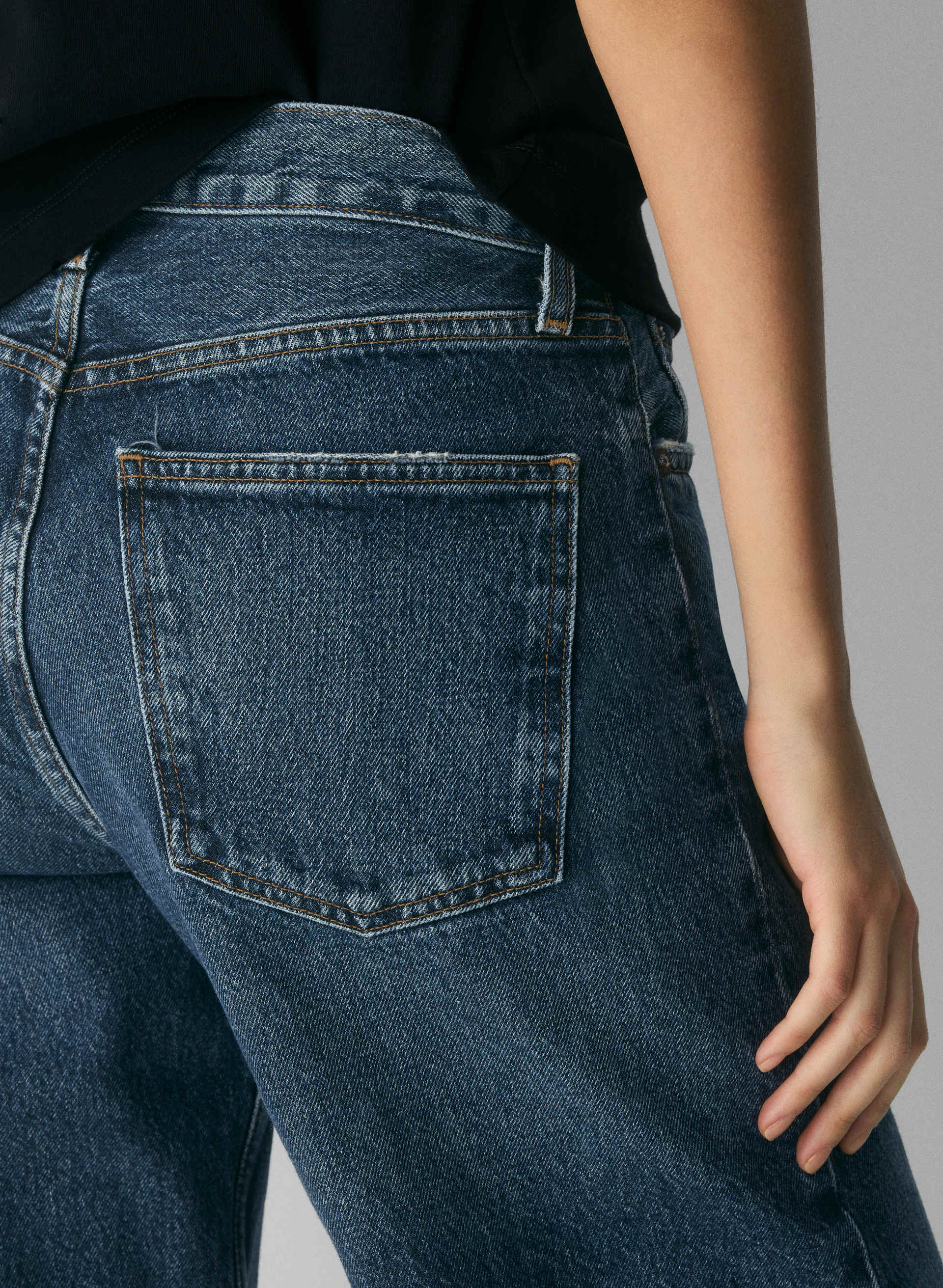 ARC JEAN | Aritzia