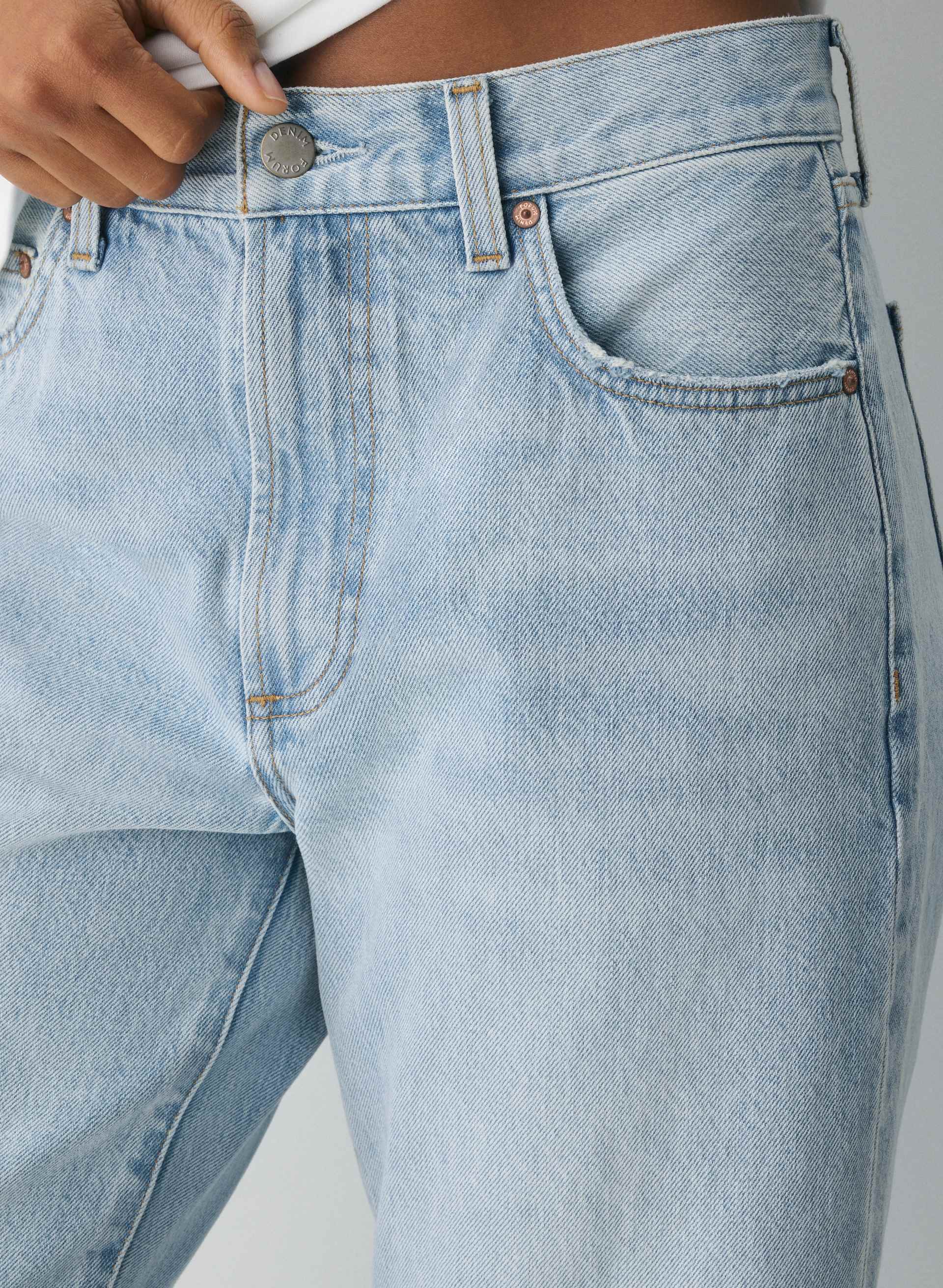 THE FARRAH HI-RISE WIDE ANKLE JEAN | Aritzia