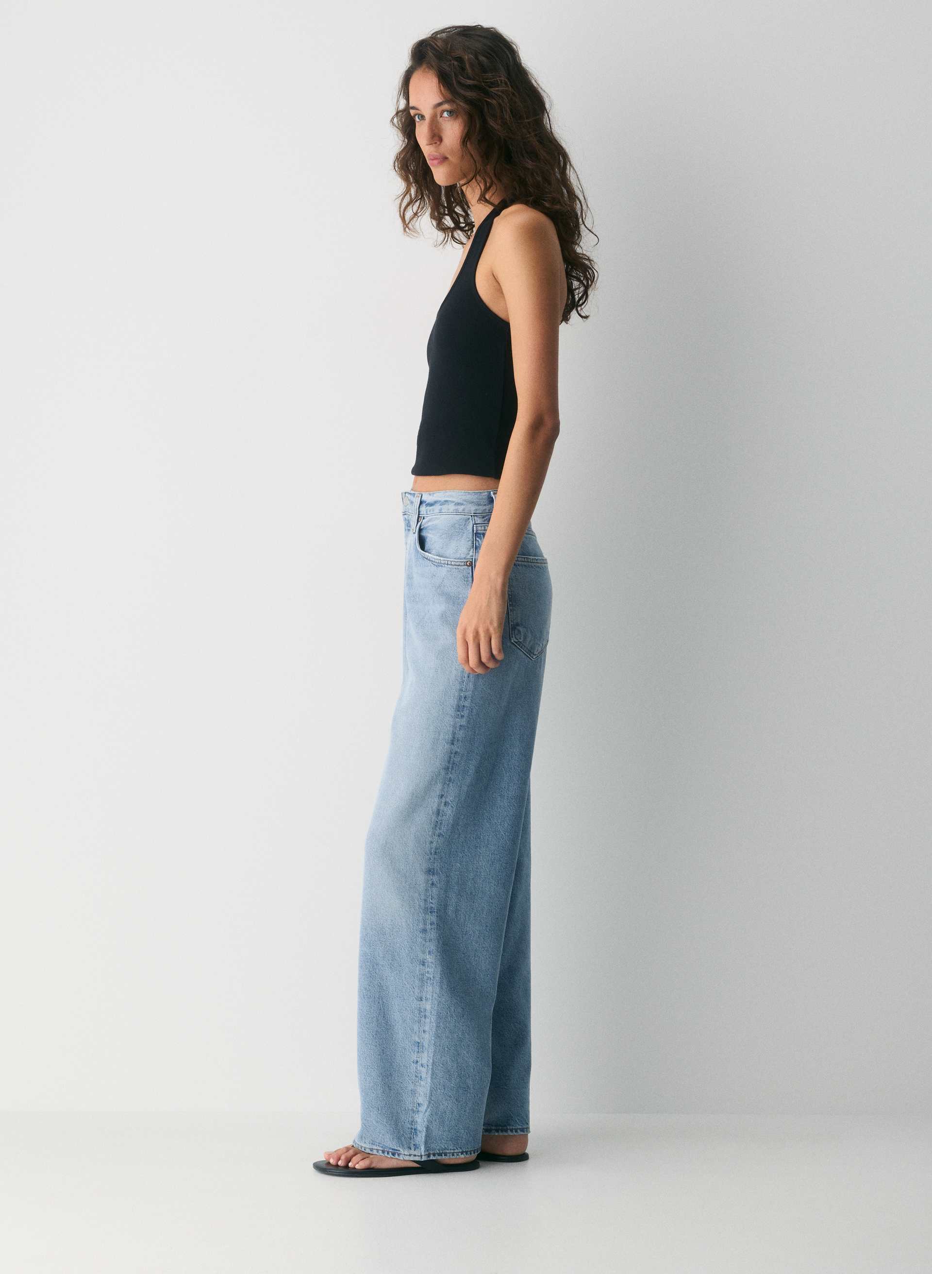 LOW-SLUNG BAGGY JEAN | Aritzia