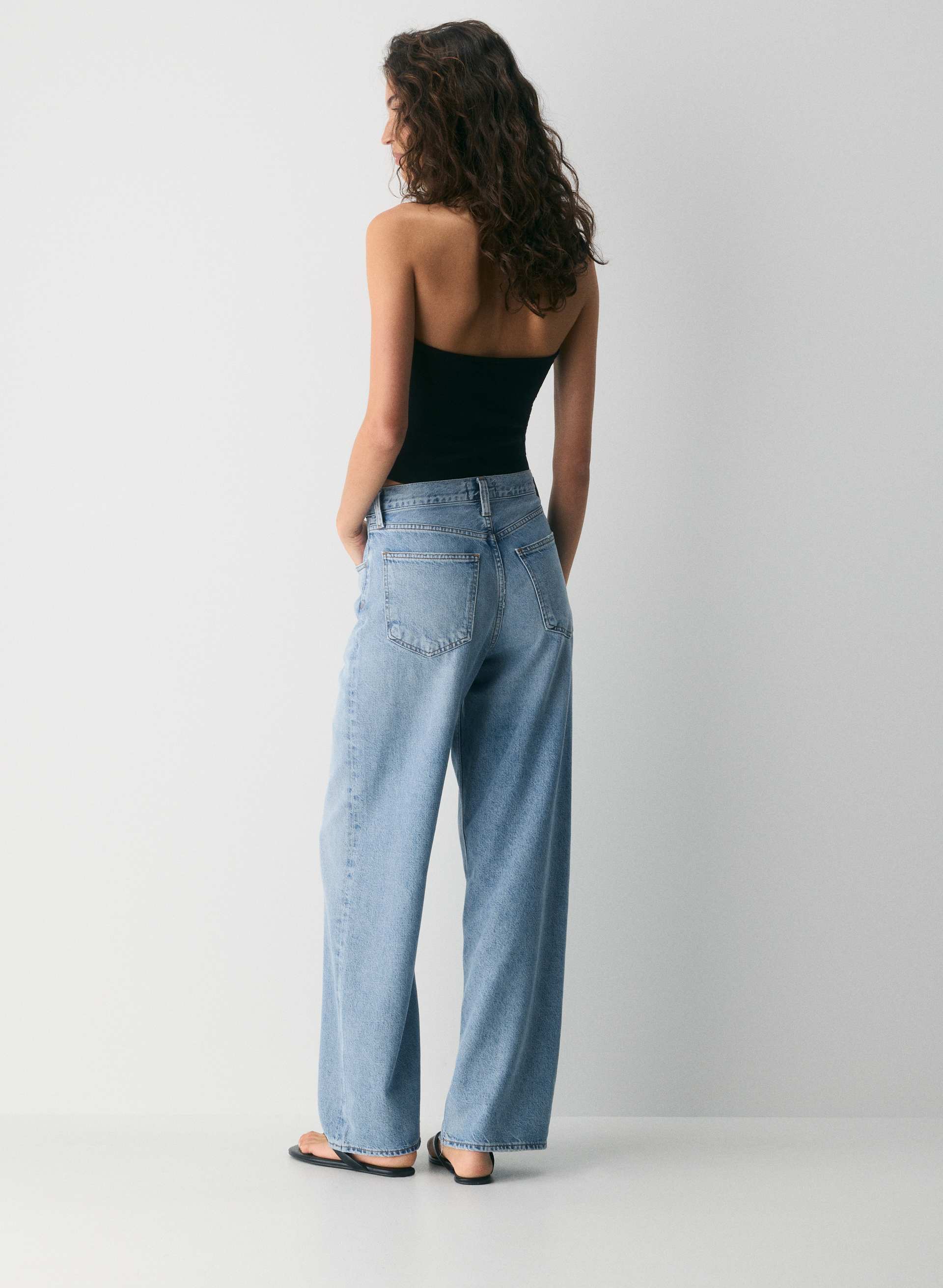 LOW-SLUNG BAGGY JEAN | Aritzia