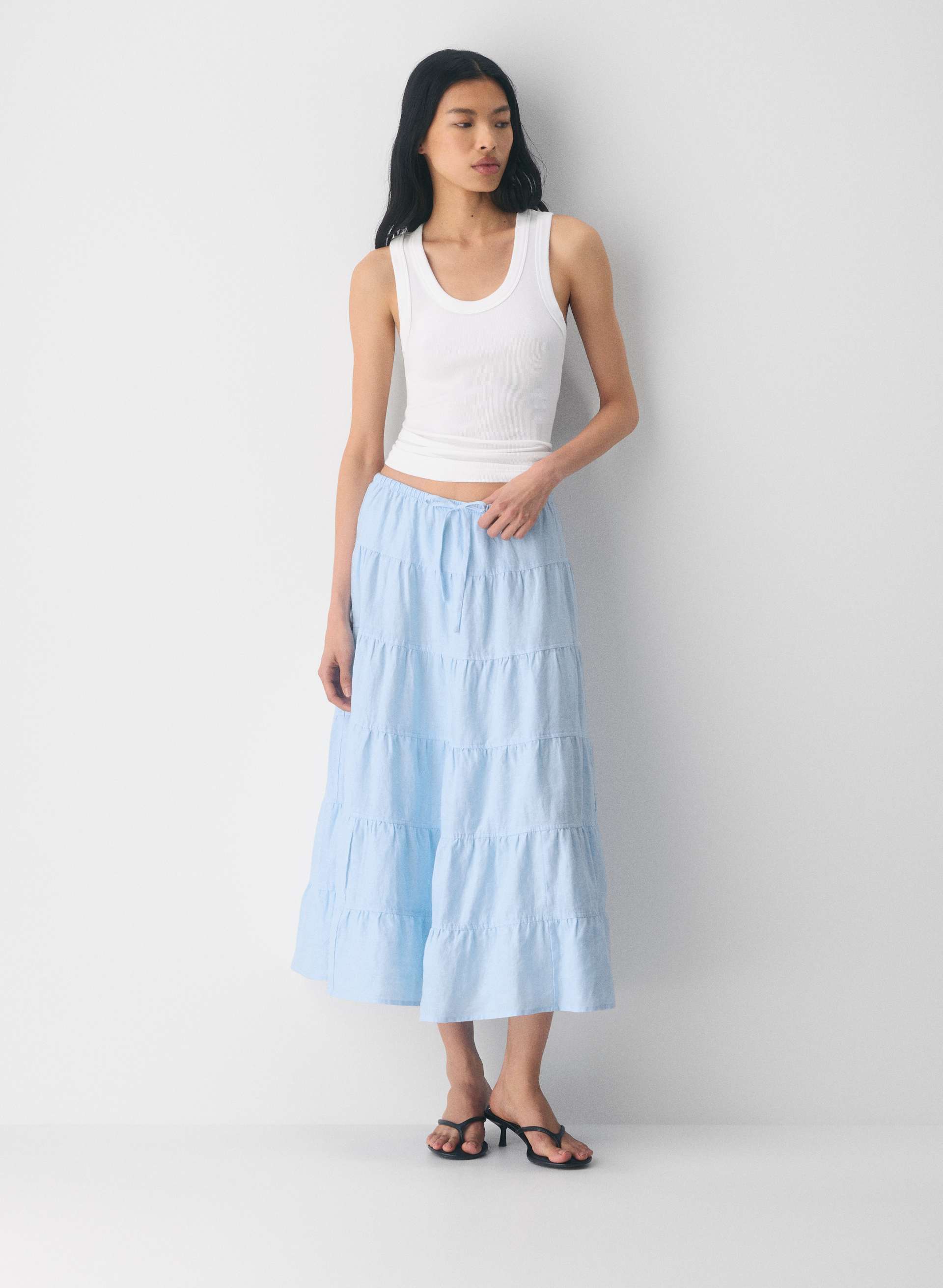 BOUQUET LINEN SKIRT | Aritzia