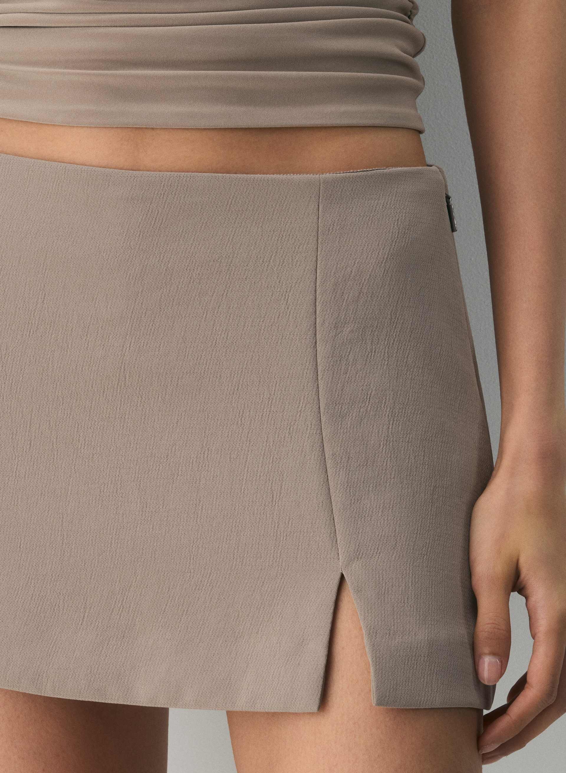 DAPHNE SKORT | Aritzia