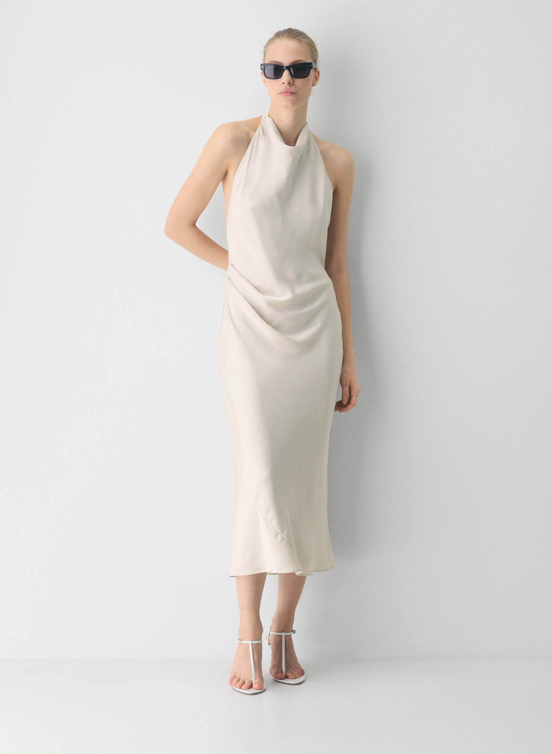 ROBE AUDIENCE MAXI BAIN-DE-SOLEIL EN SATIN | Aritzia