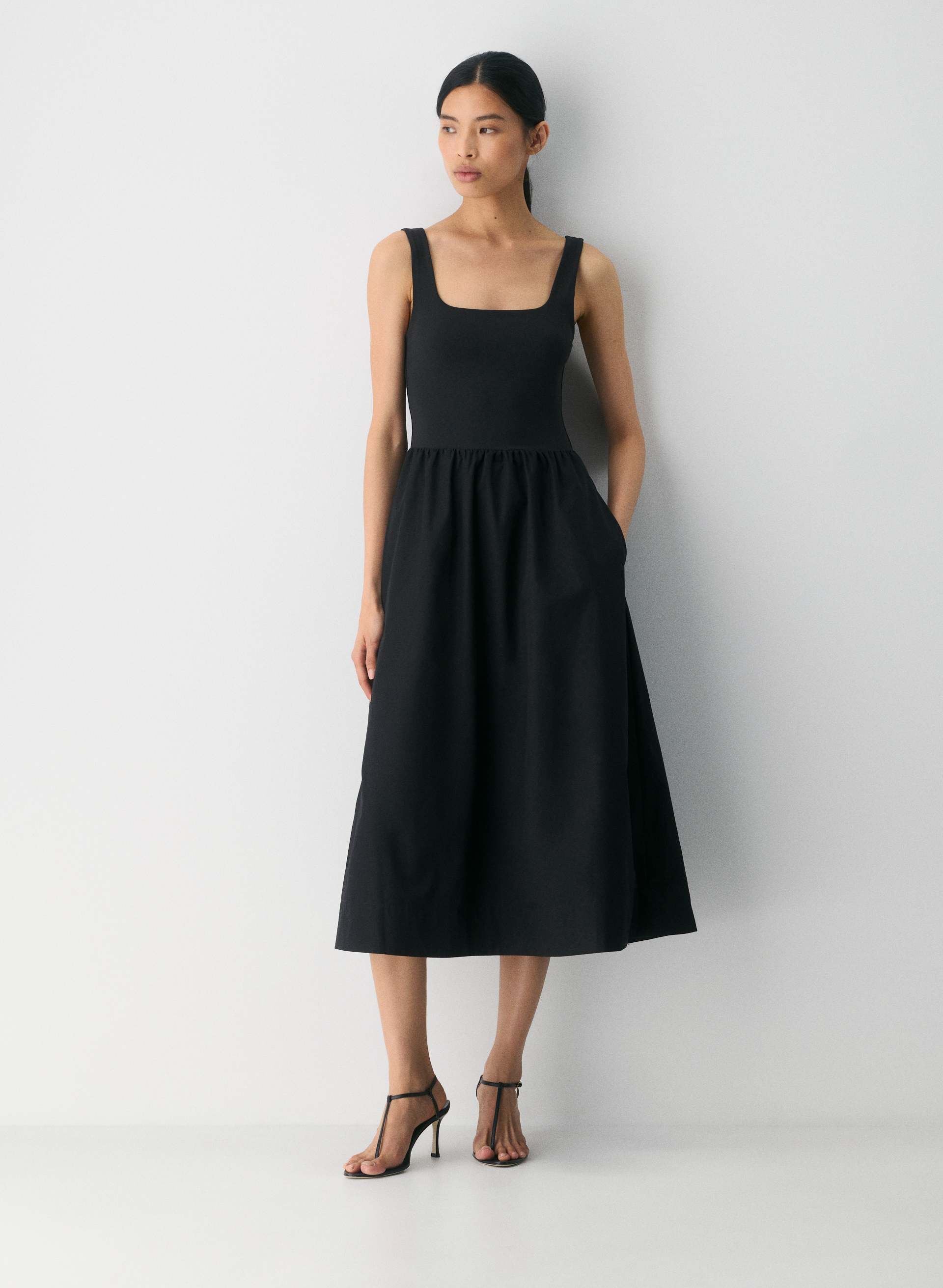 REVIVE POPLIN DRESS | Aritzia