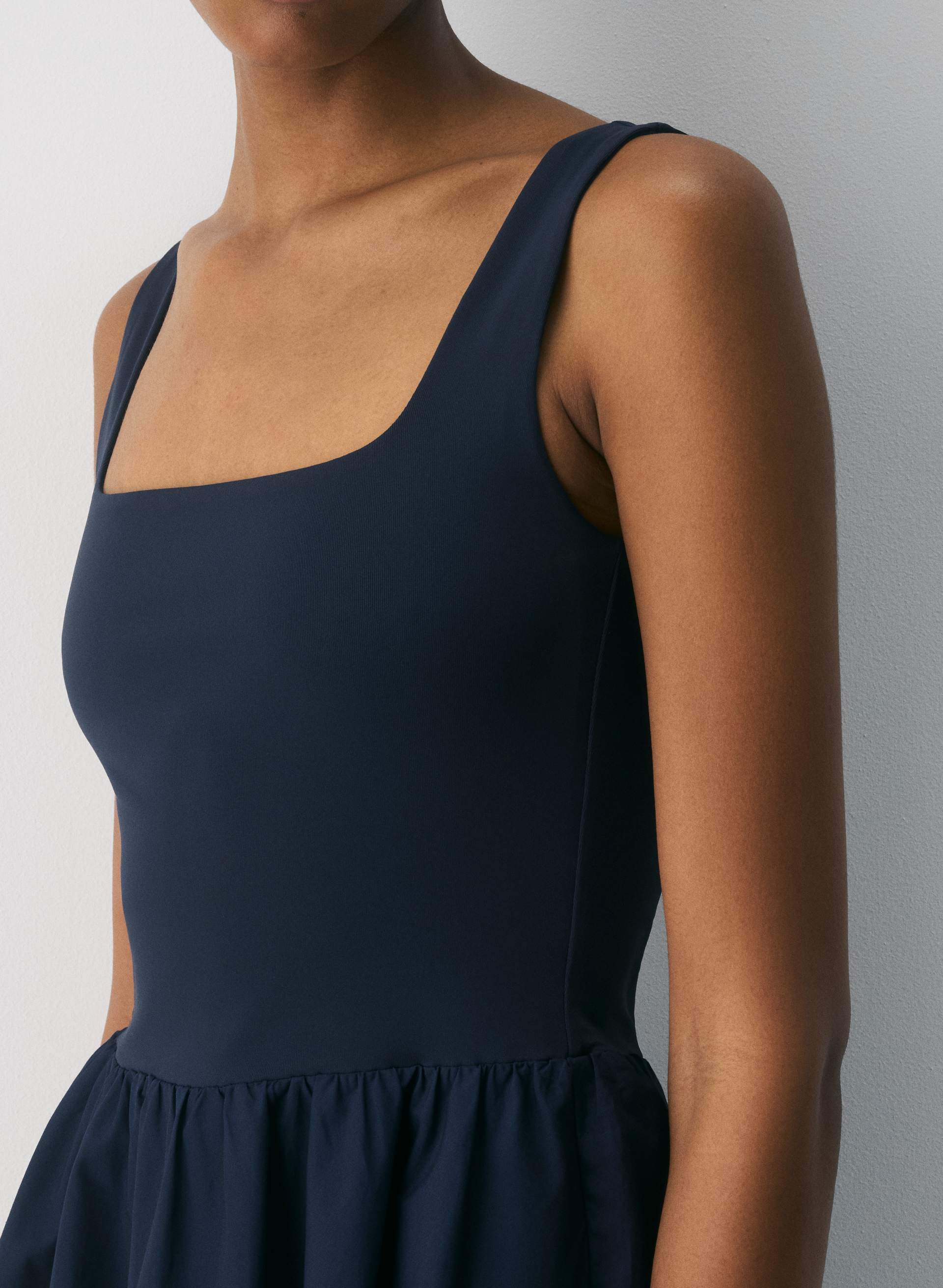 MINIROBE REVIVE EN POPELINE | Aritzia