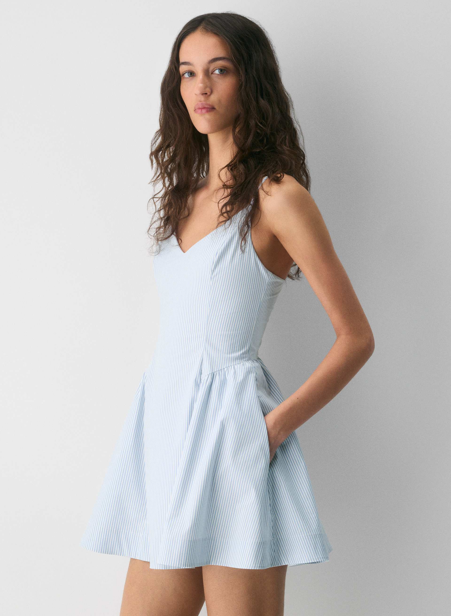 TECHNIQUE POPLIN MINI DRESS | Aritzia