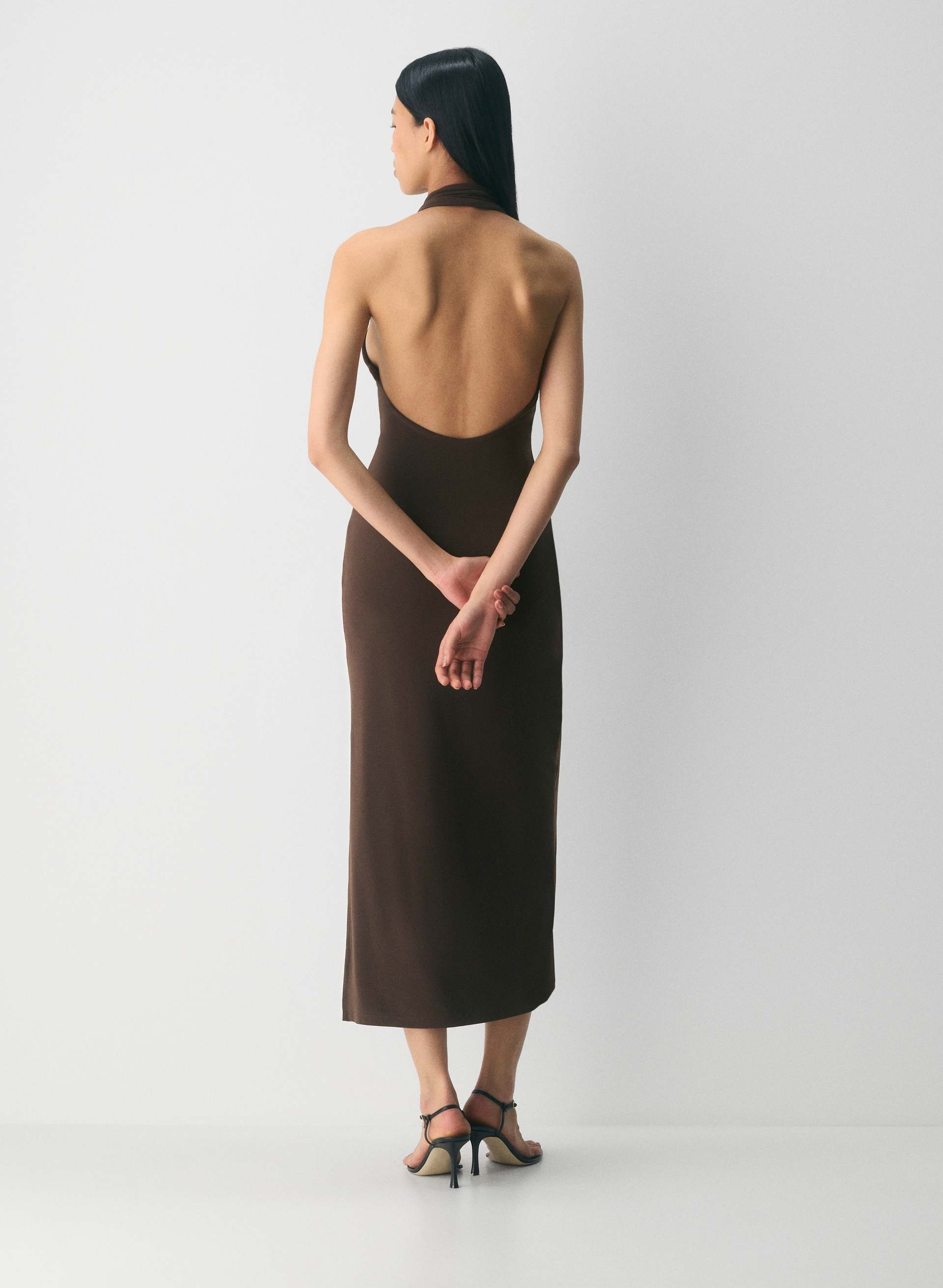 SMOOTH MATTER™ SHADOWPLAY HALTER DRESS | Aritzia