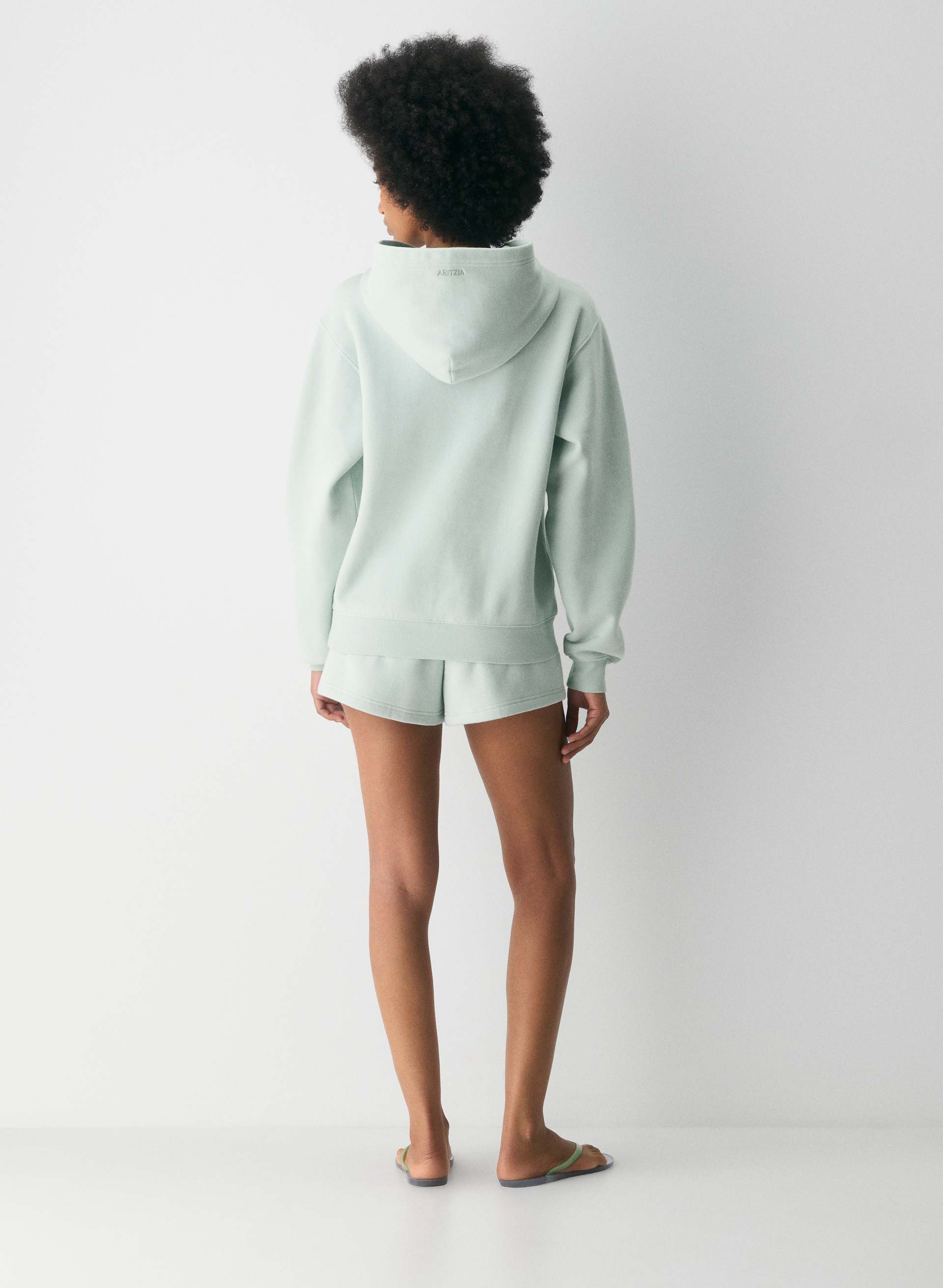COZY SWEATFLEECE PERFECT HI-RISE MINI SHORT | Aritzia