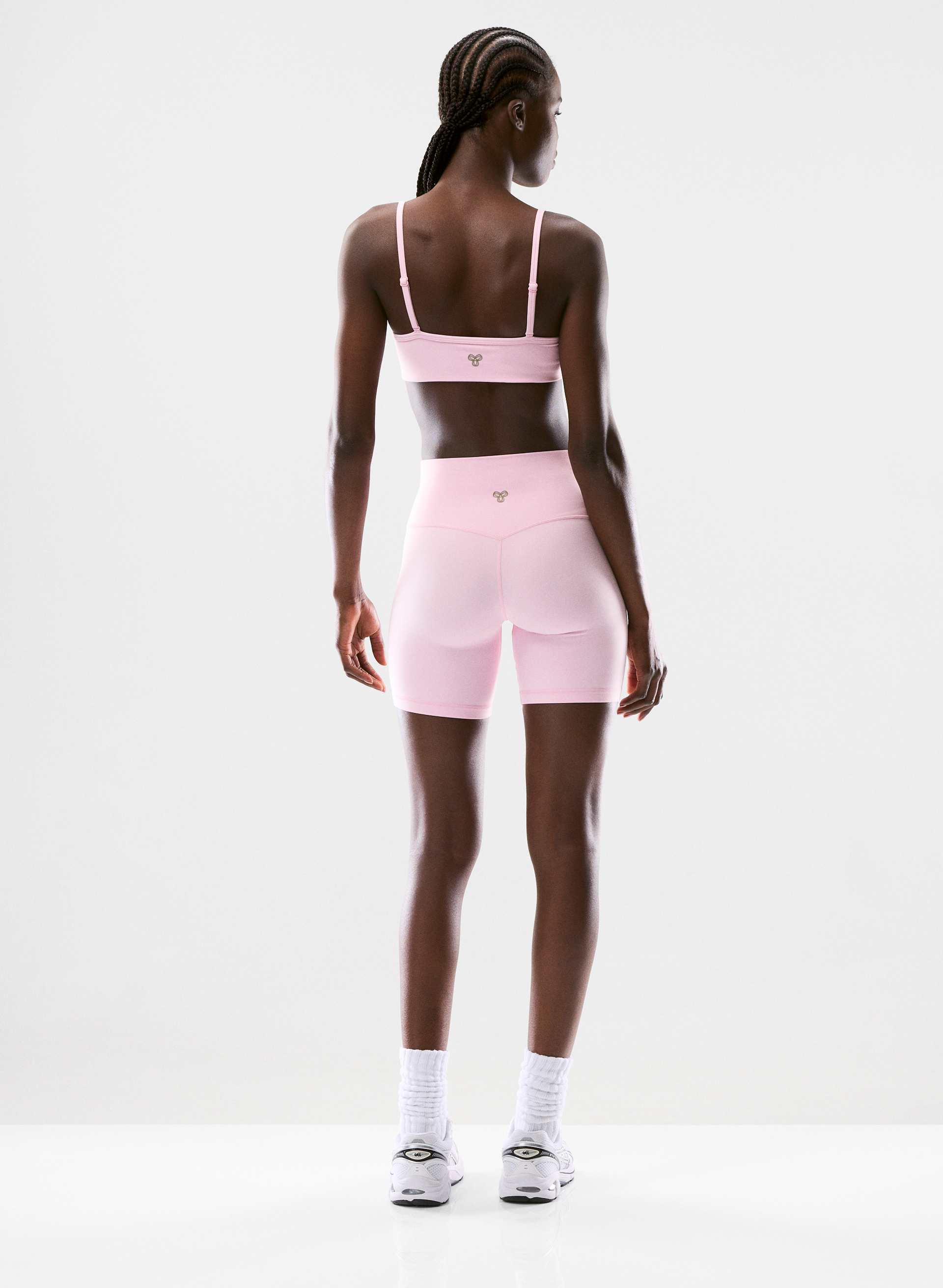 BUTTER CHEEKY HI-RISE 7" SHORT | Aritzia