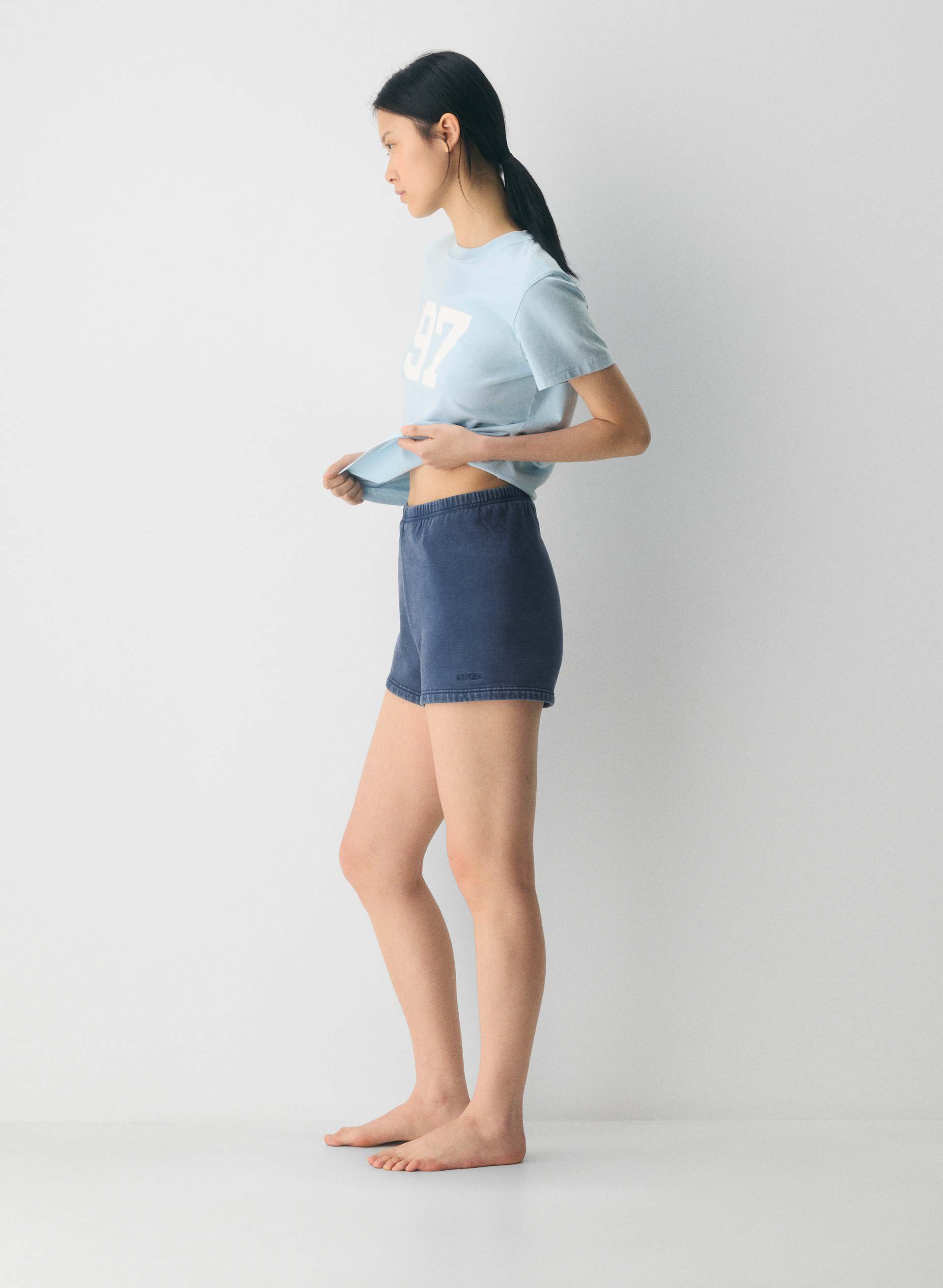 COZY SWEATFLEECE PERFECT HI-RISE MINI SHORT | Aritzia