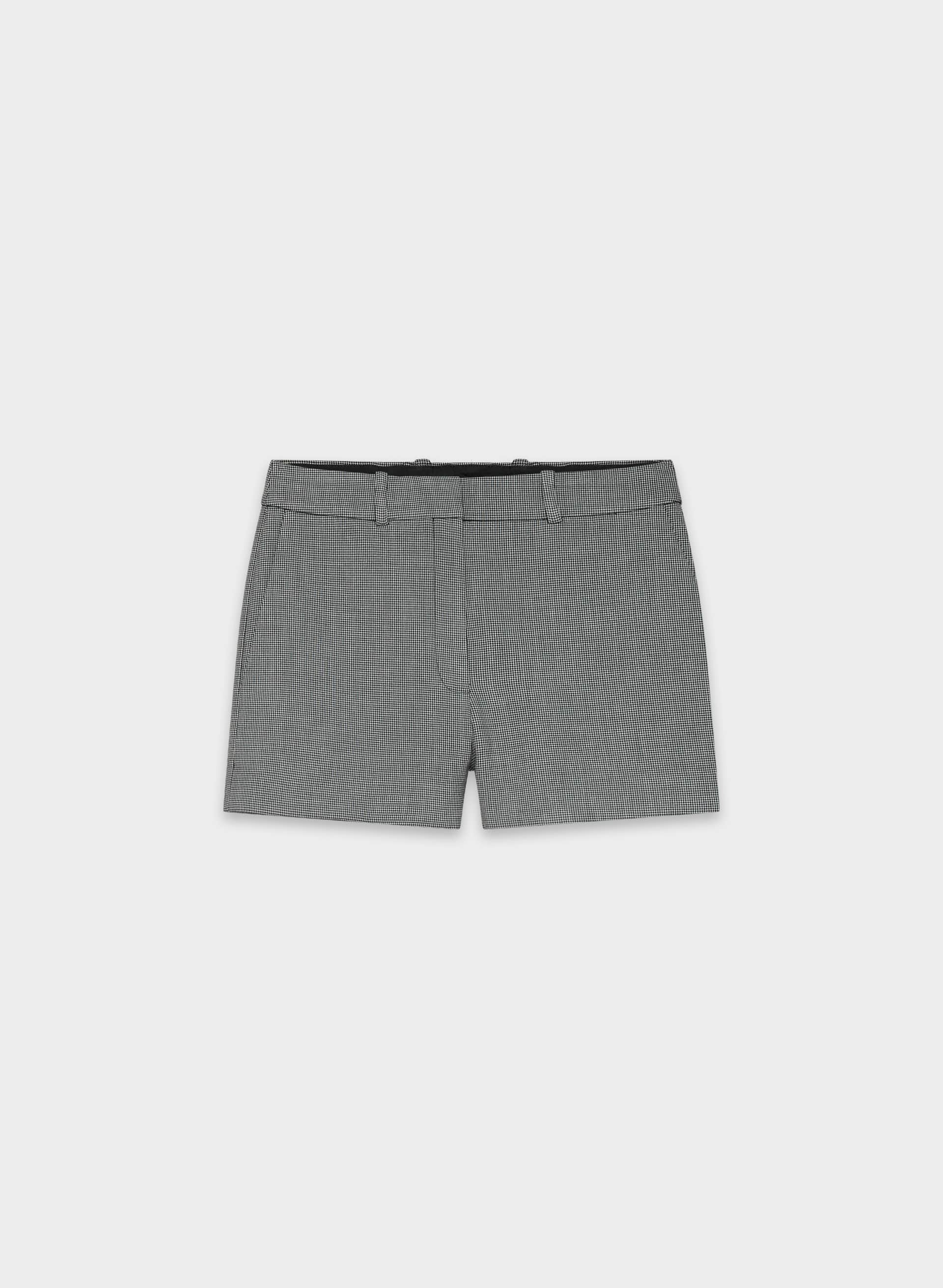 NEW AGENCY MINI SHORT | Aritzia