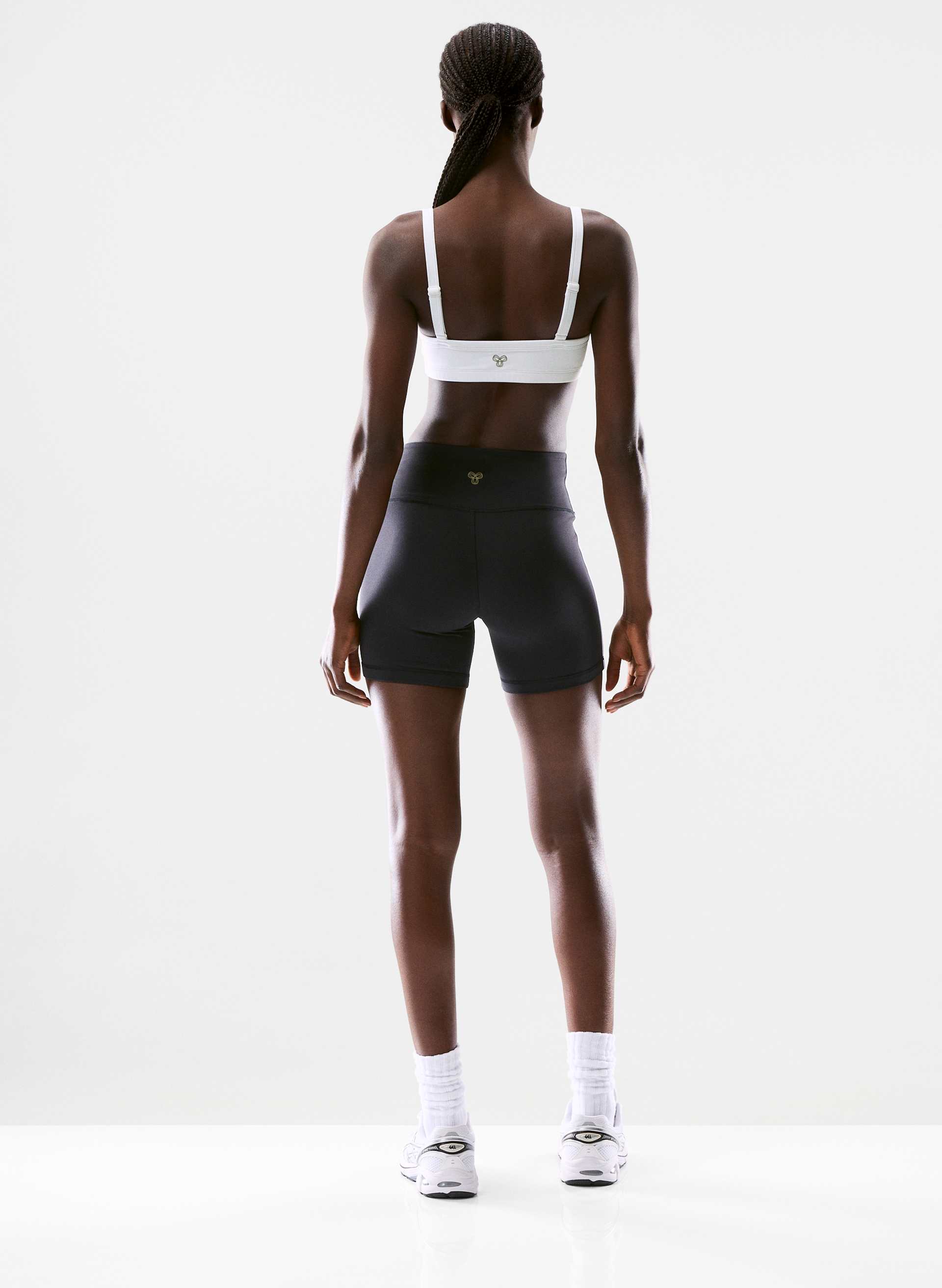 LIFE ATMOSPHERE HI-RISE 5" SHORT | Aritzia