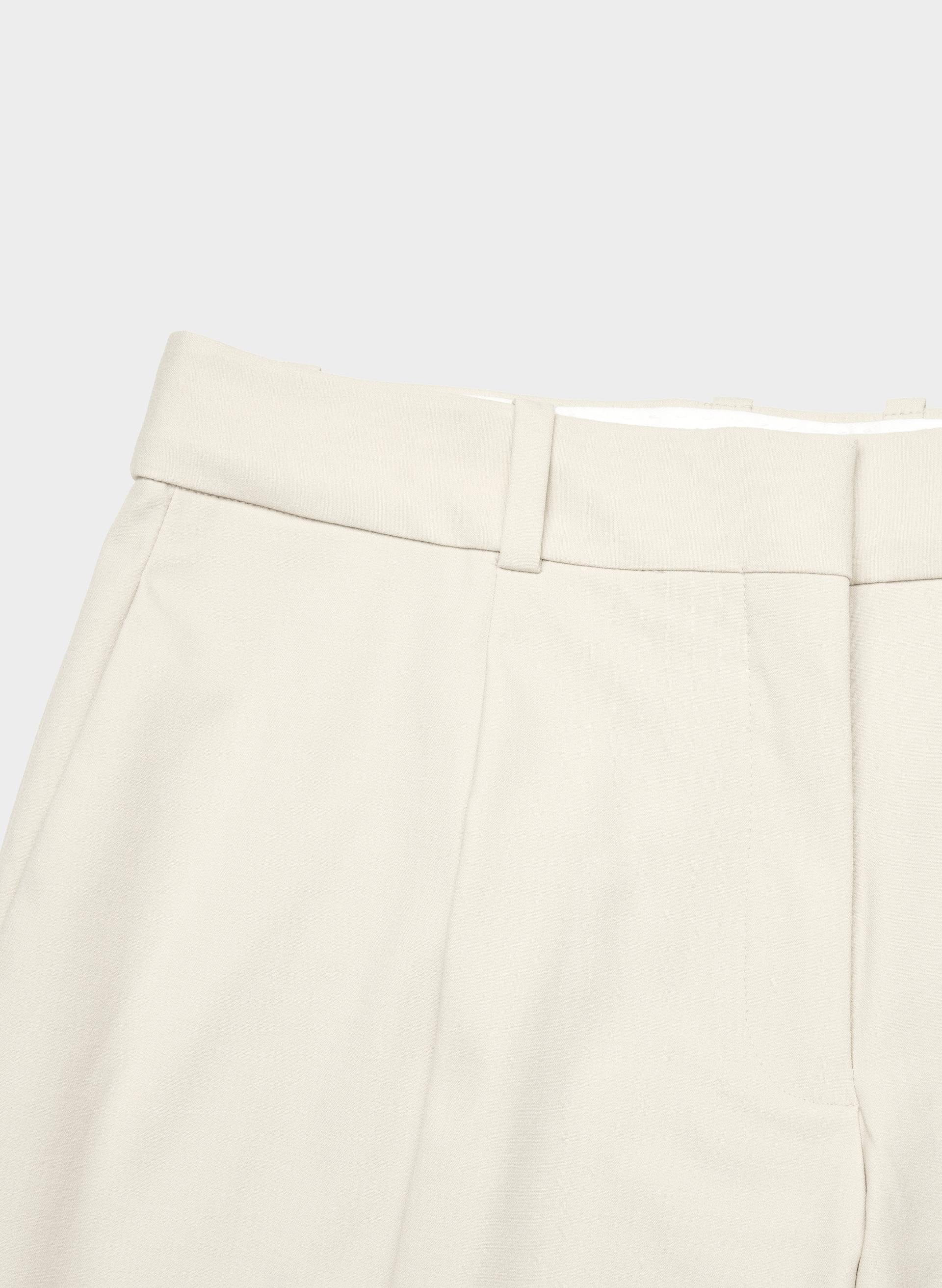 TOUCHPOINT SHORT | Aritzia
