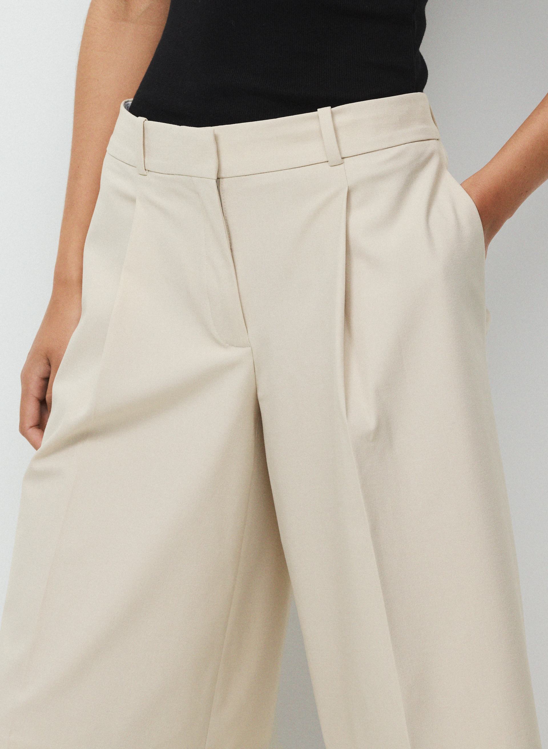 TOUCHPOINT SHORT | Aritzia