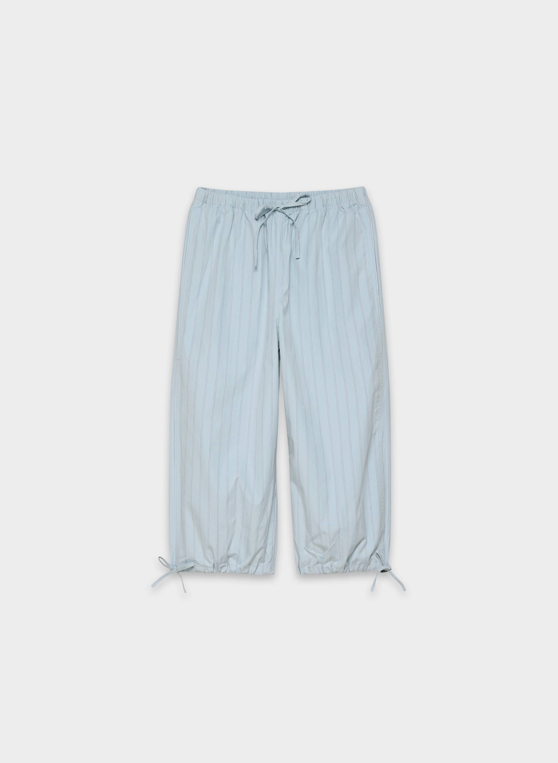 STEM CAPRI | Aritzia