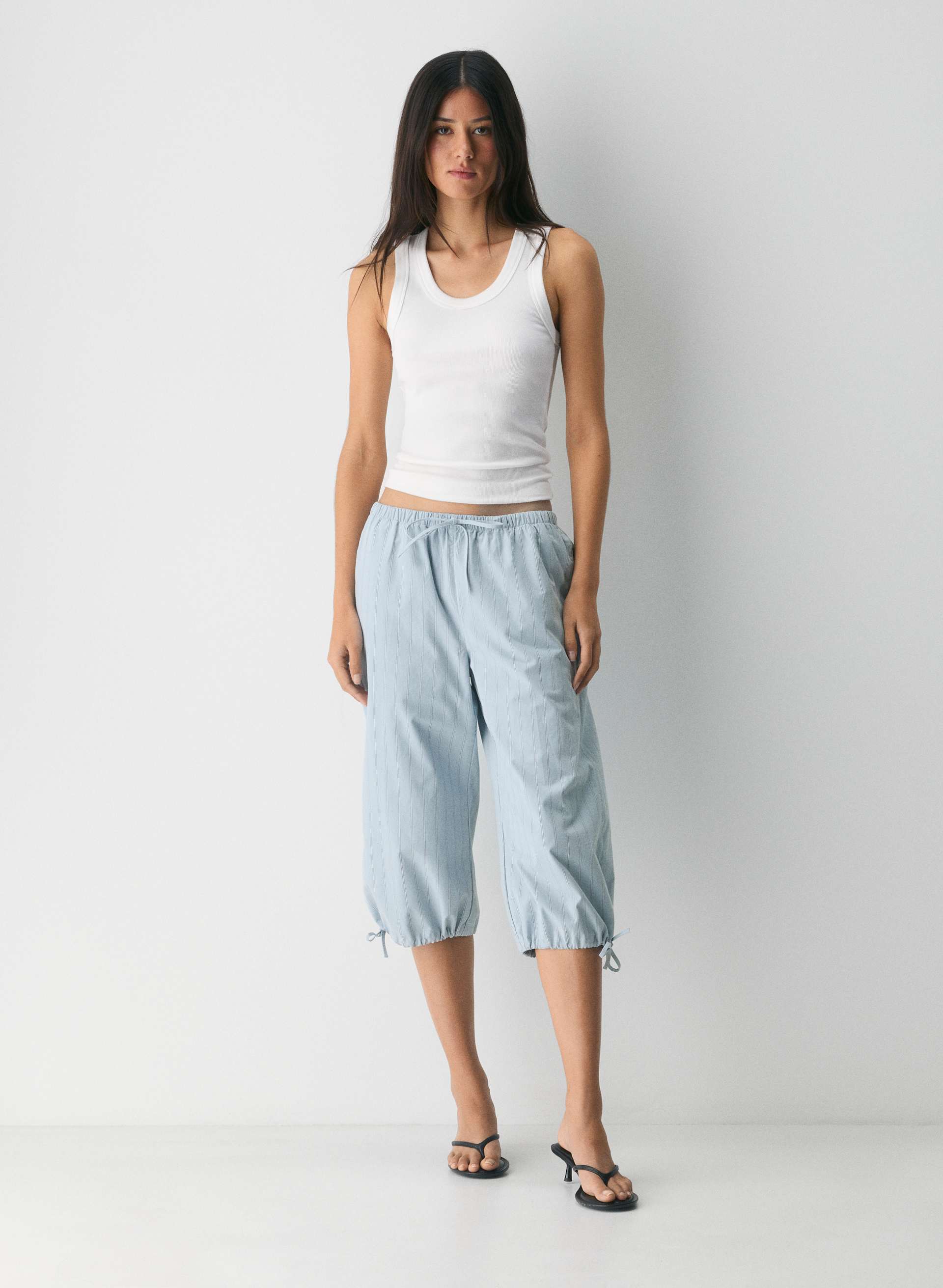 STEM CAPRI | Aritzia