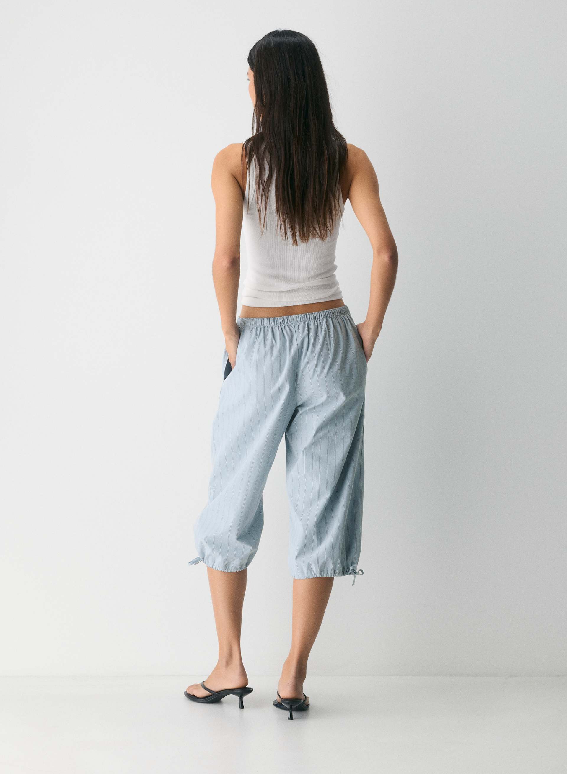 STEM CAPRI | Aritzia