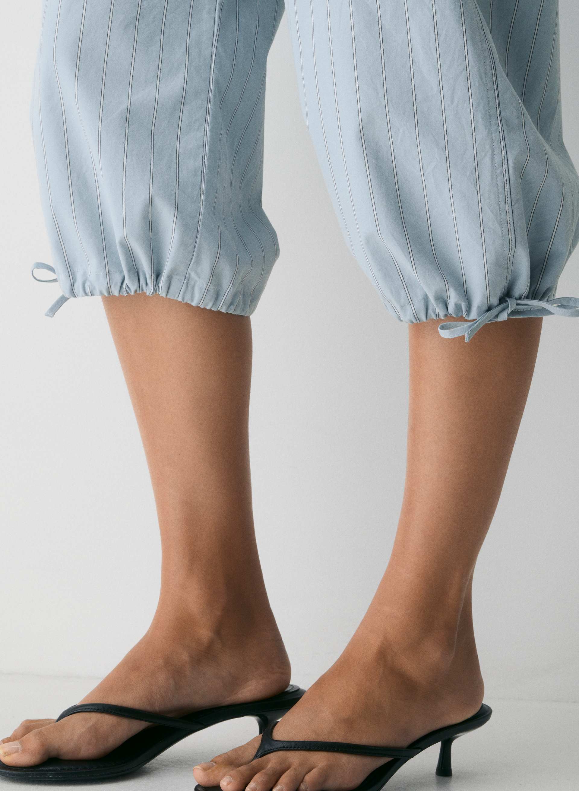 STEM CAPRI | Aritzia