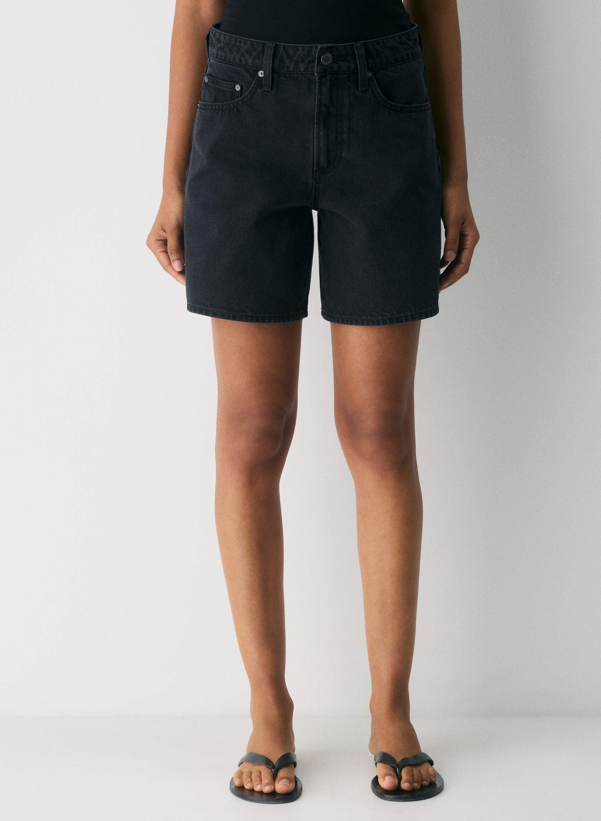 THE '90S VINTAGE HI-RISE BAGGY DENIM SHORT | Aritzia