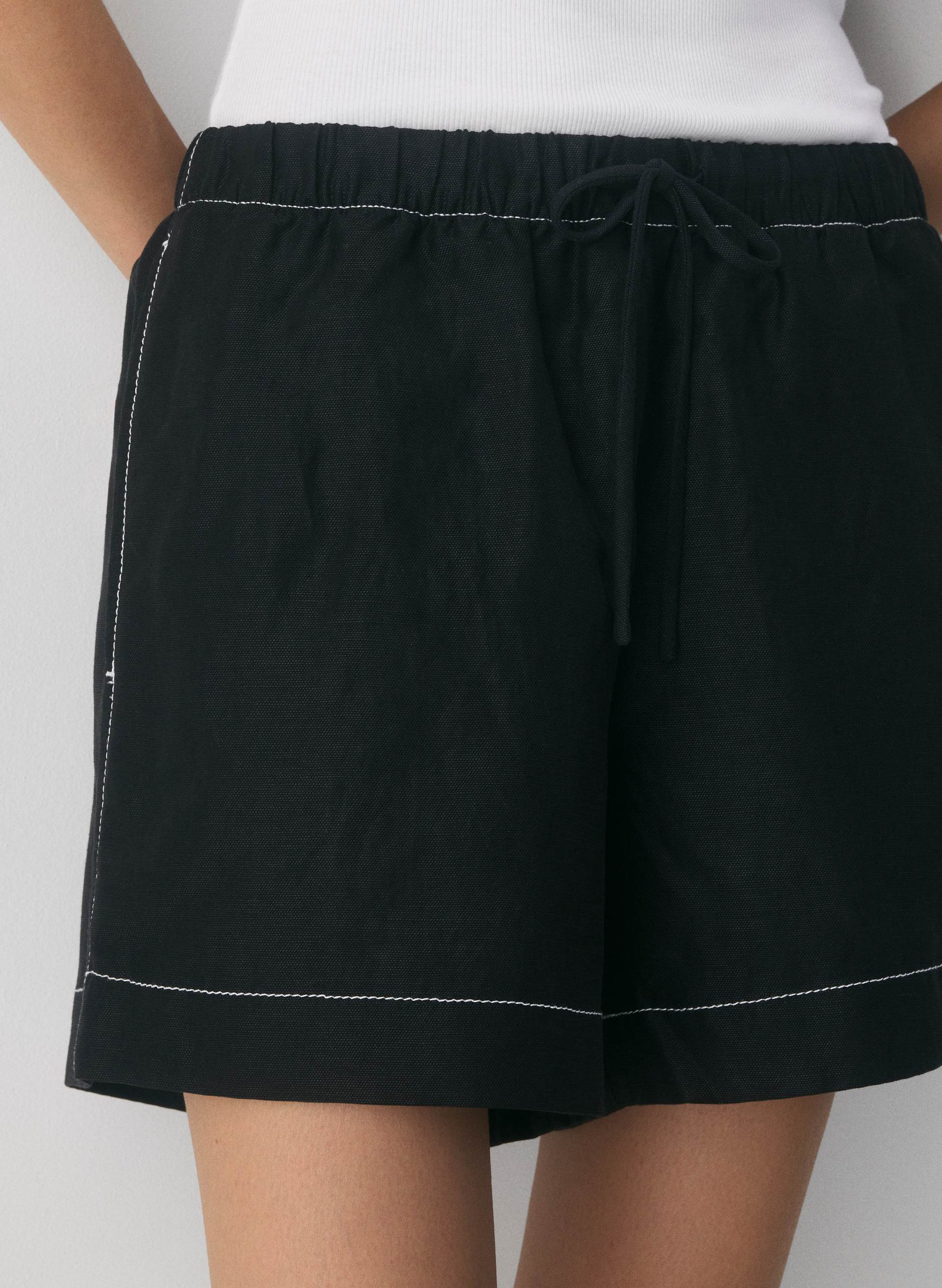 The Lodge Short™ Mid-Thigh - CruiseLinen™ | Aritzia US
