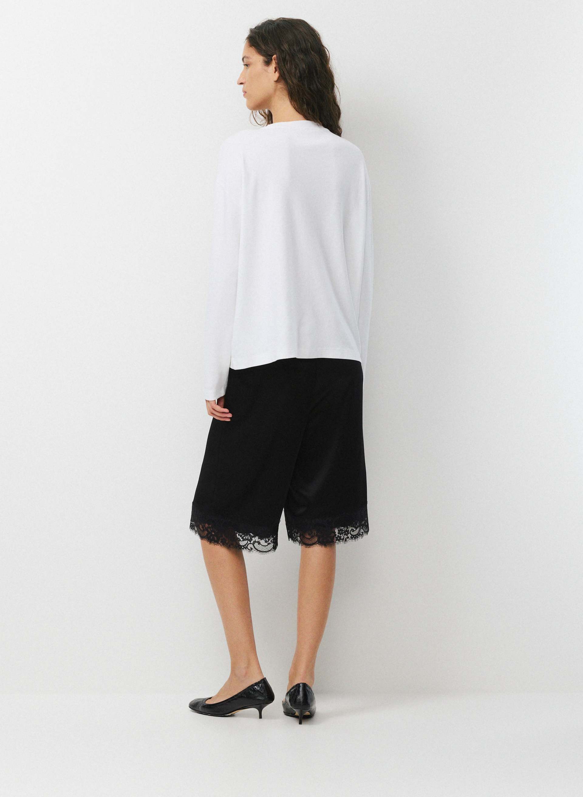 MITTE SATIN SHORT | Aritzia