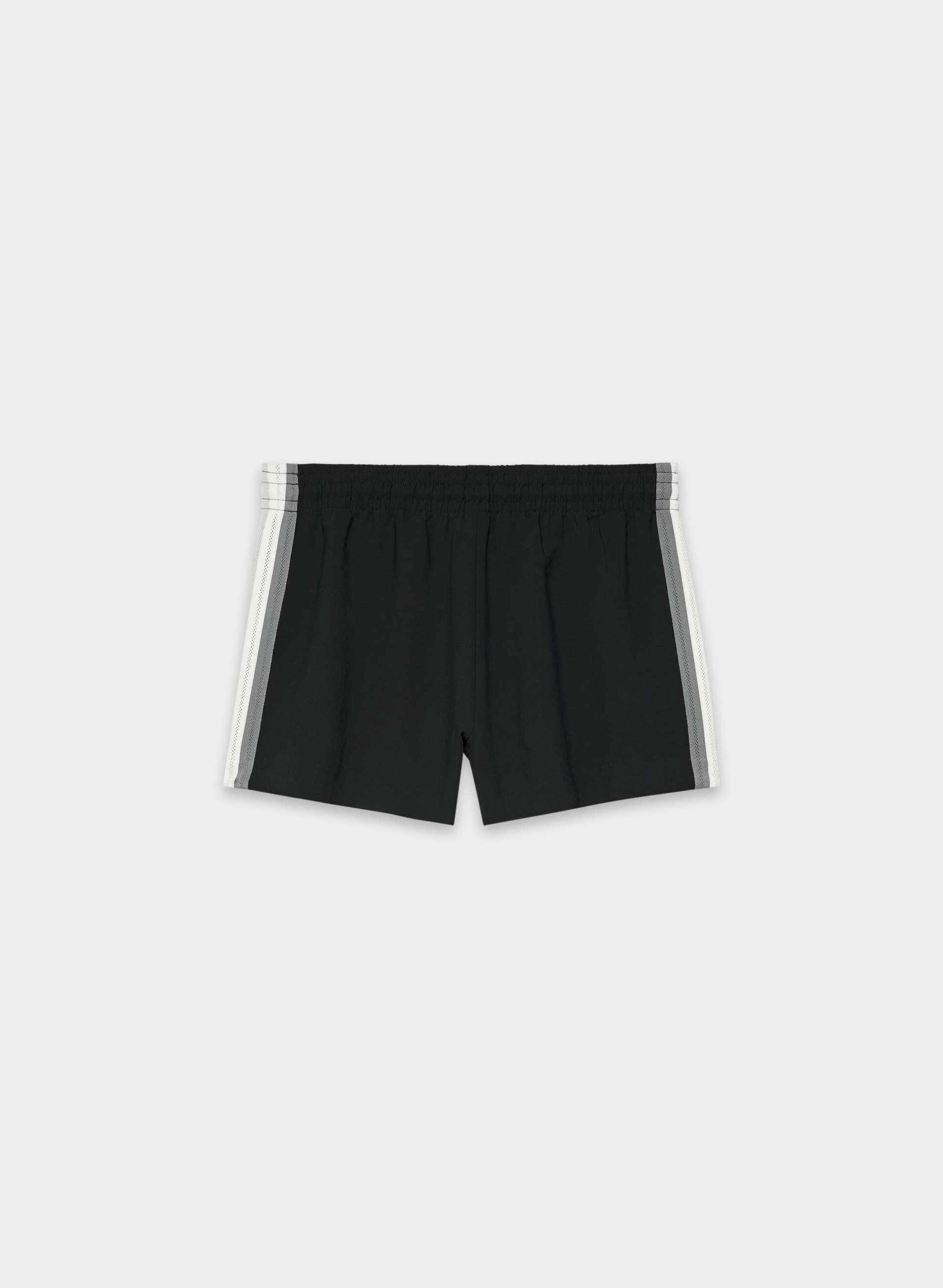 THESIS SHORT | Aritzia