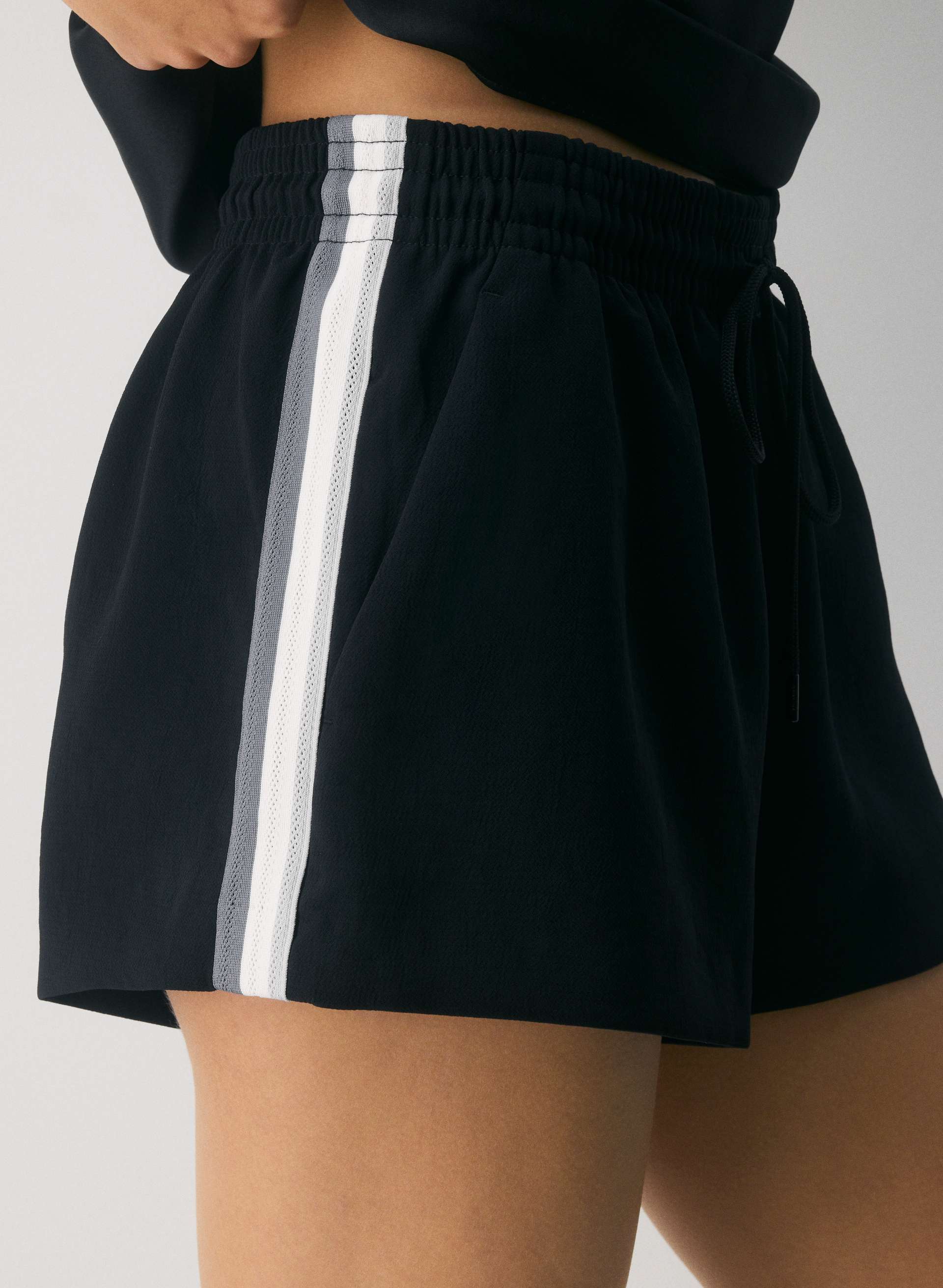 THESIS SHORT | Aritzia