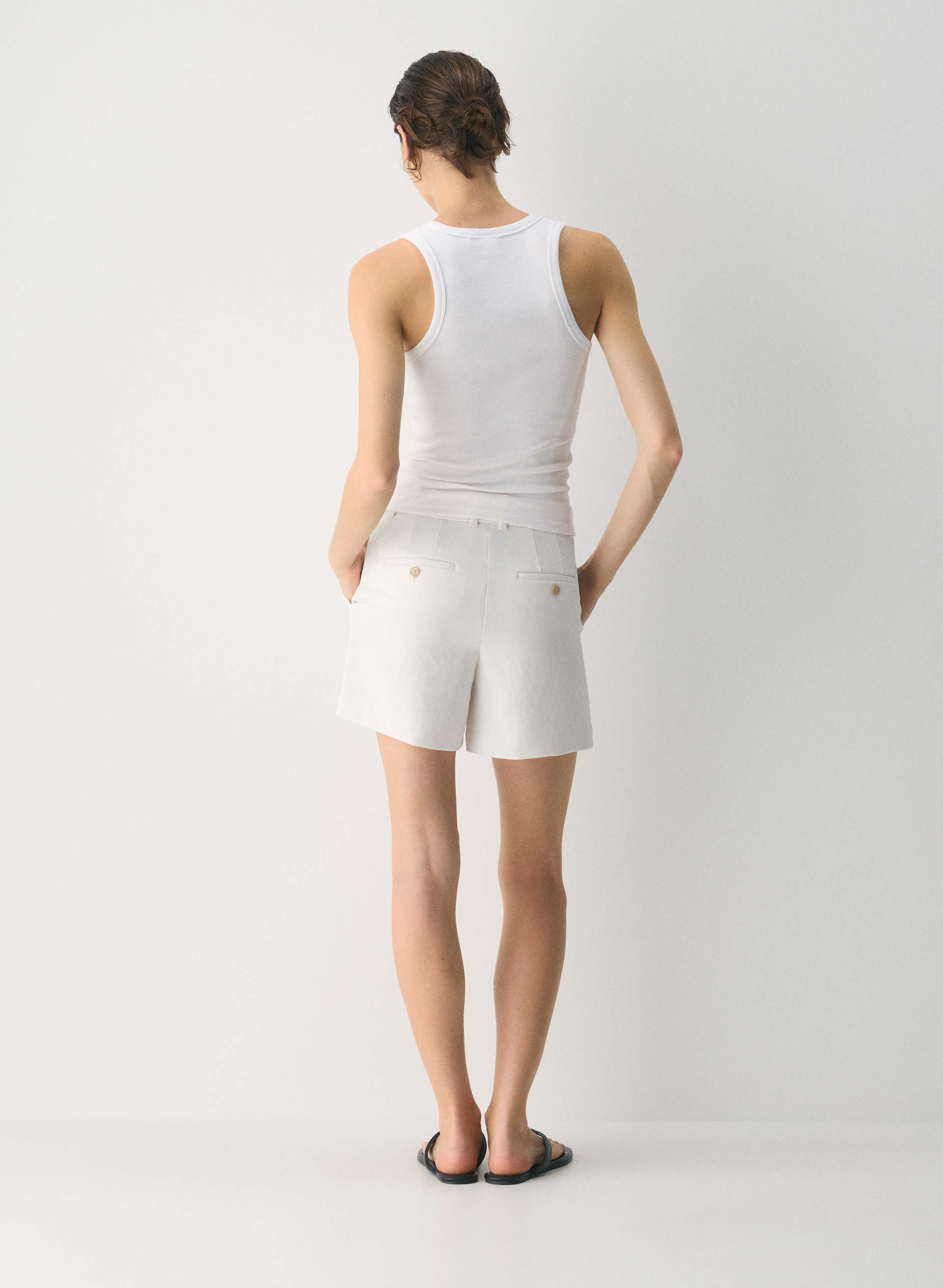 NEW AGENCY MID-THIGH SHORT | Aritzia