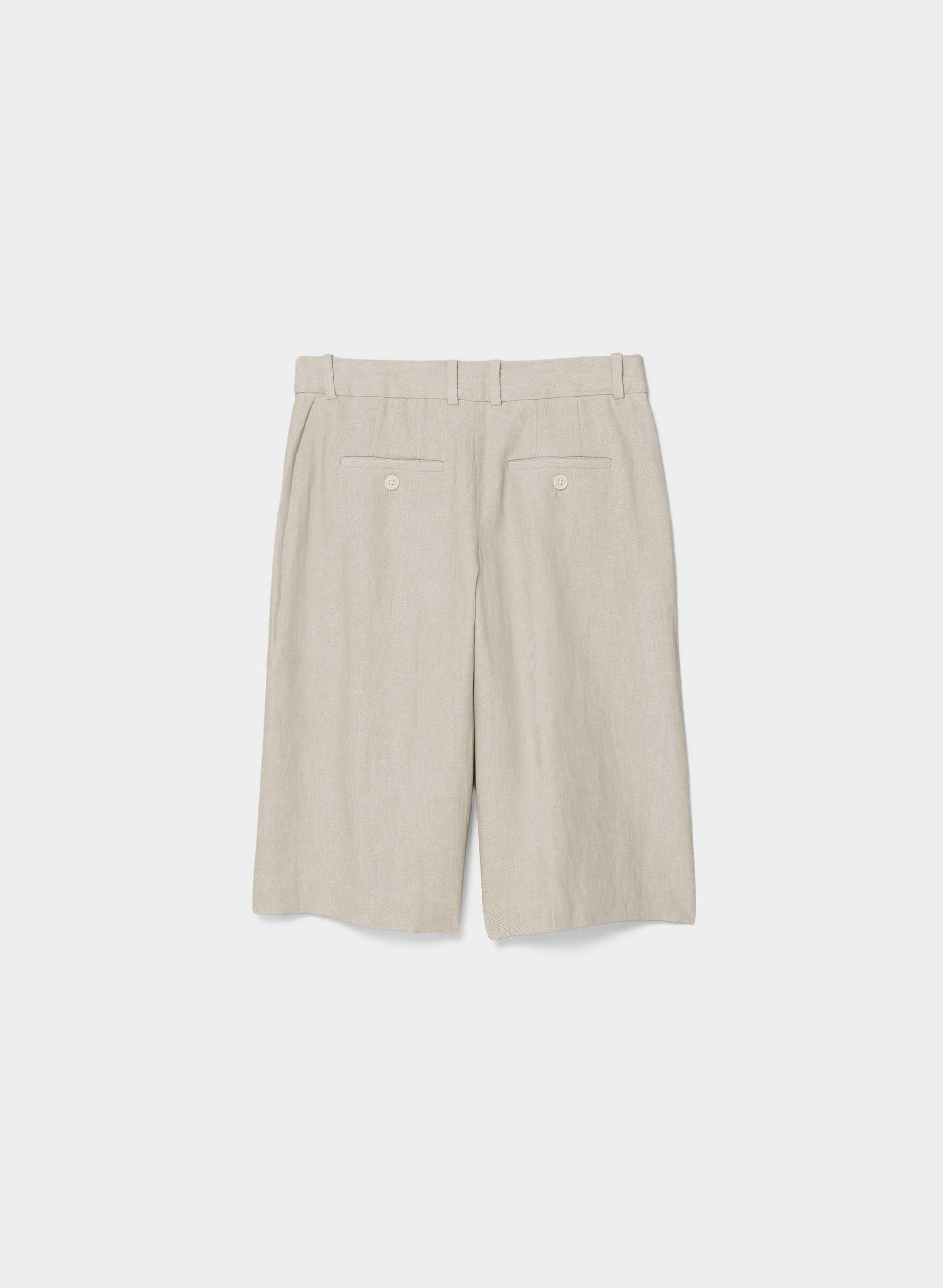 SHORT TOUCHPOINT | Aritzia
