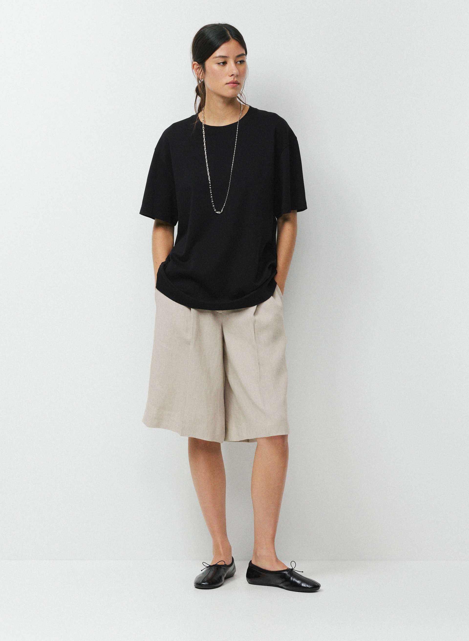 SHORT TOUCHPOINT | Aritzia