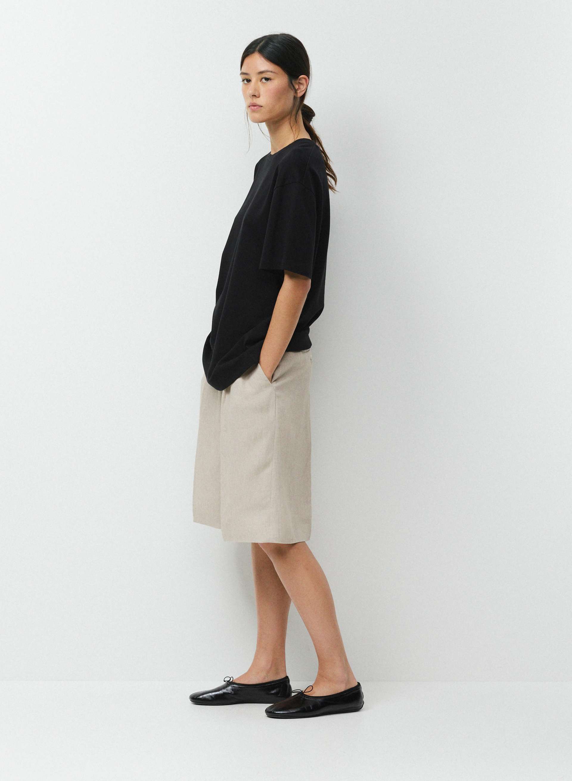 SHORT TOUCHPOINT | Aritzia