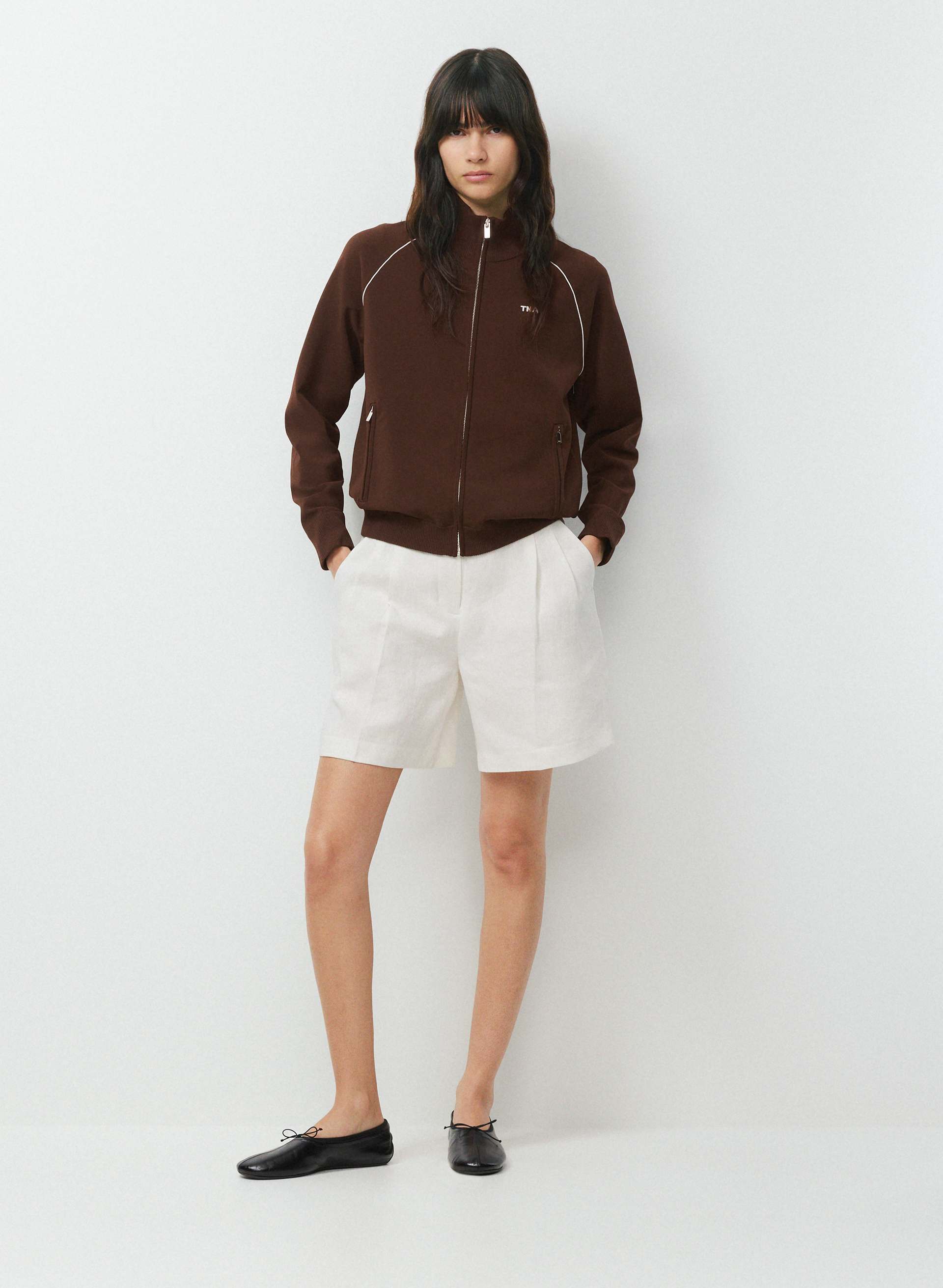 THE EFFORTLESS SHORT™ LONG | Aritzia