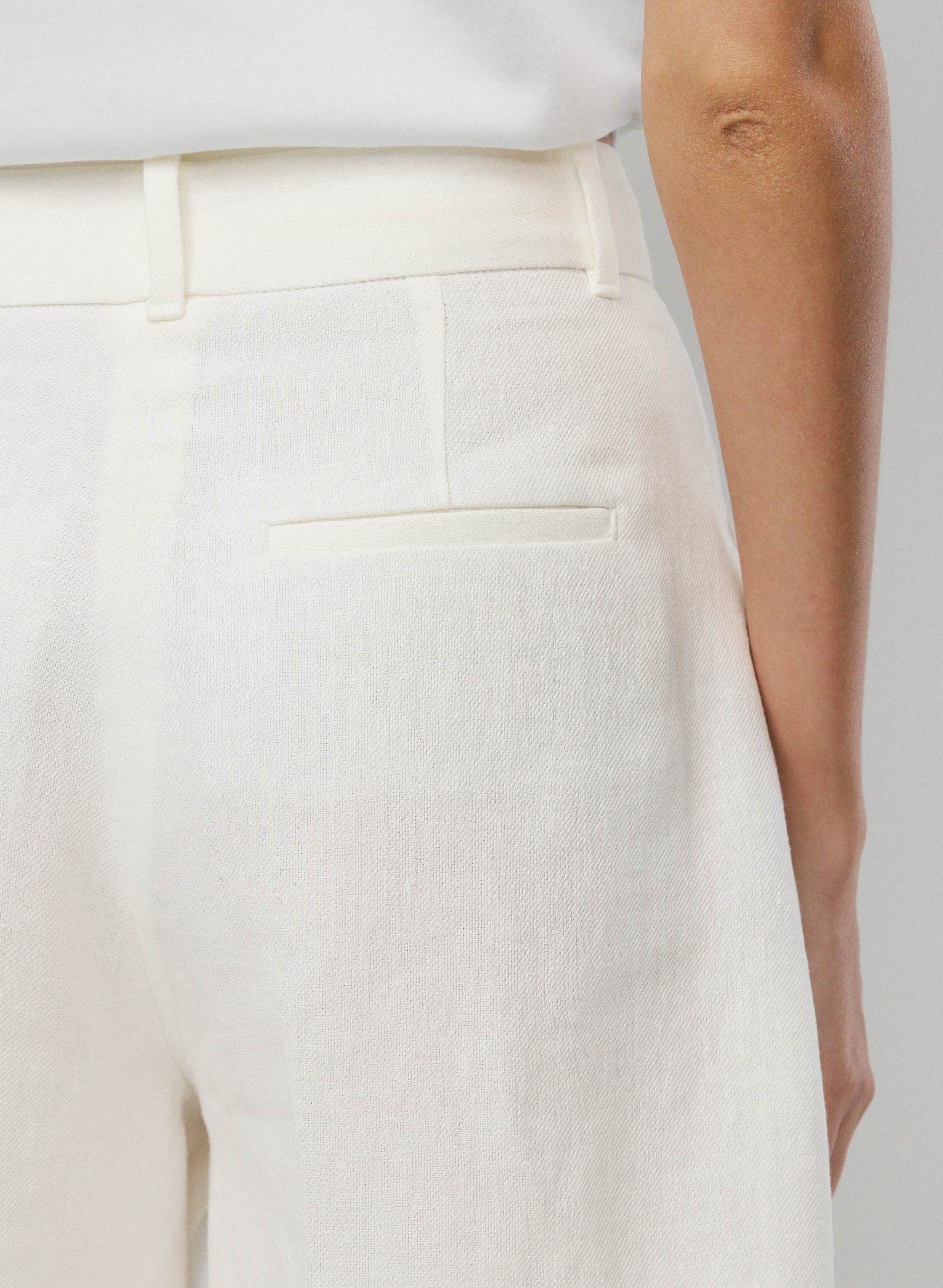 THE EFFORTLESS SHORT™ LONG | Aritzia