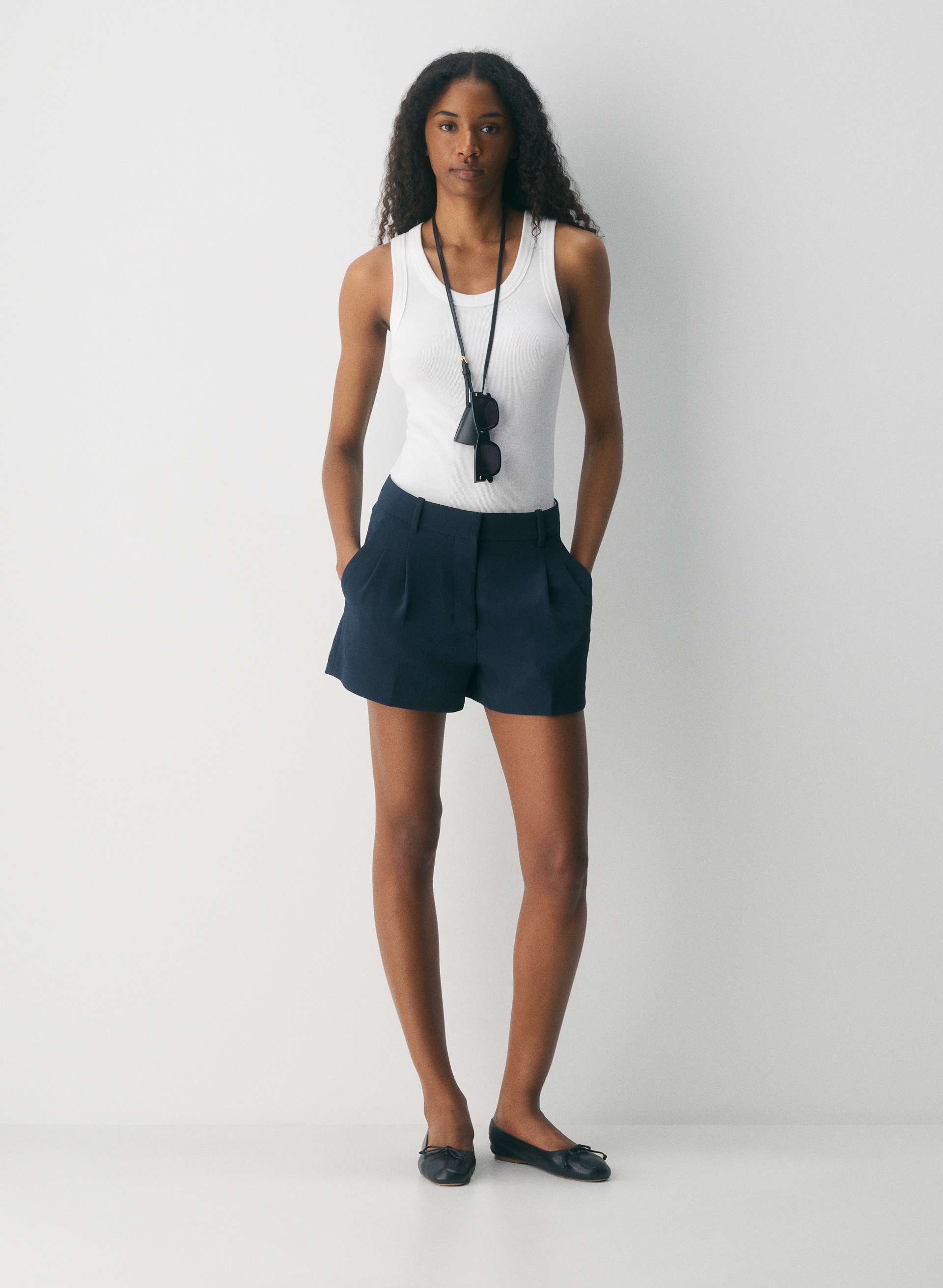 THE EFFORTLESS SHORT™ MINI | Aritzia