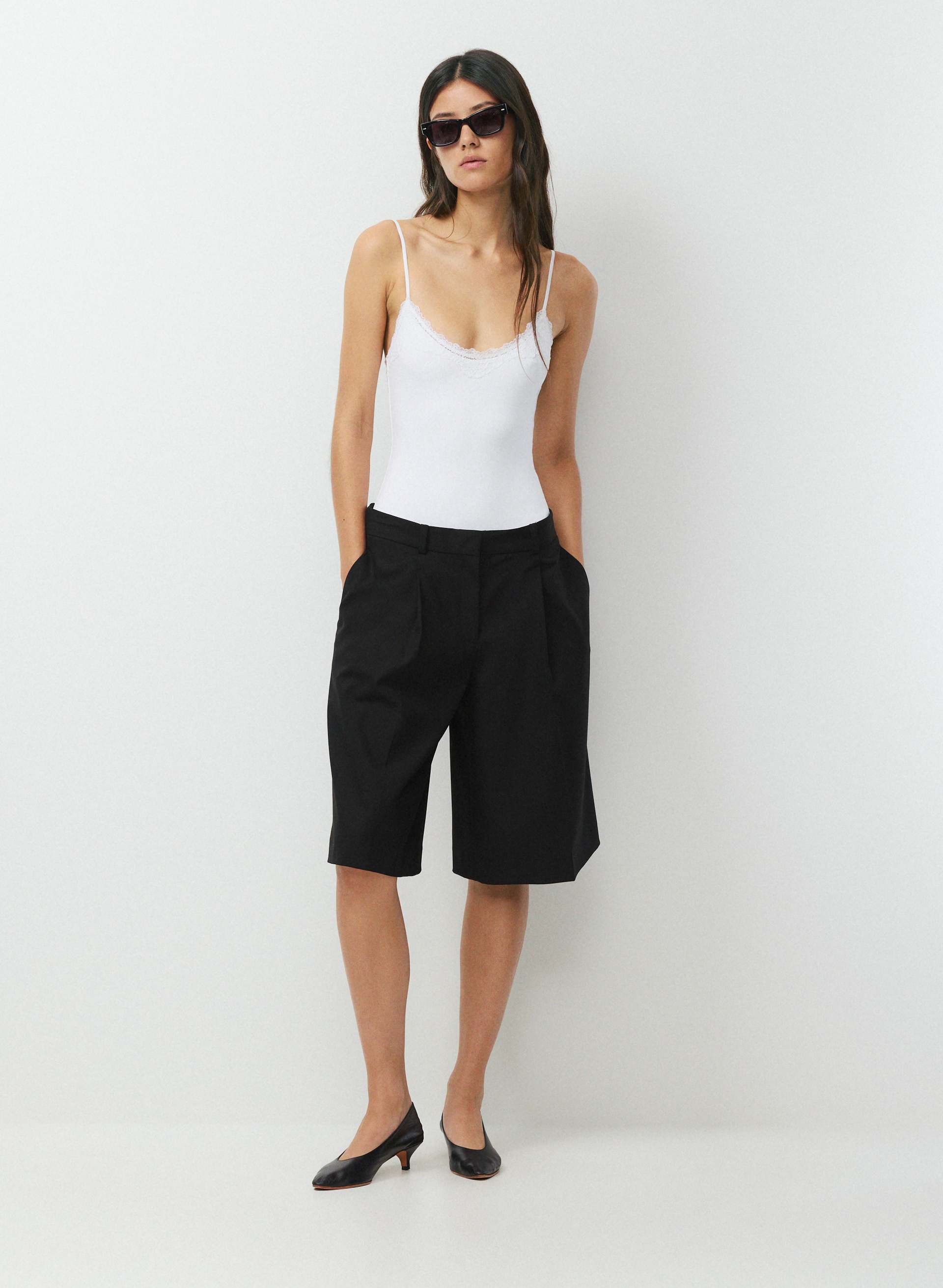 Contour Squareneck Shortsleeve Bodysuit | Aritzia CA