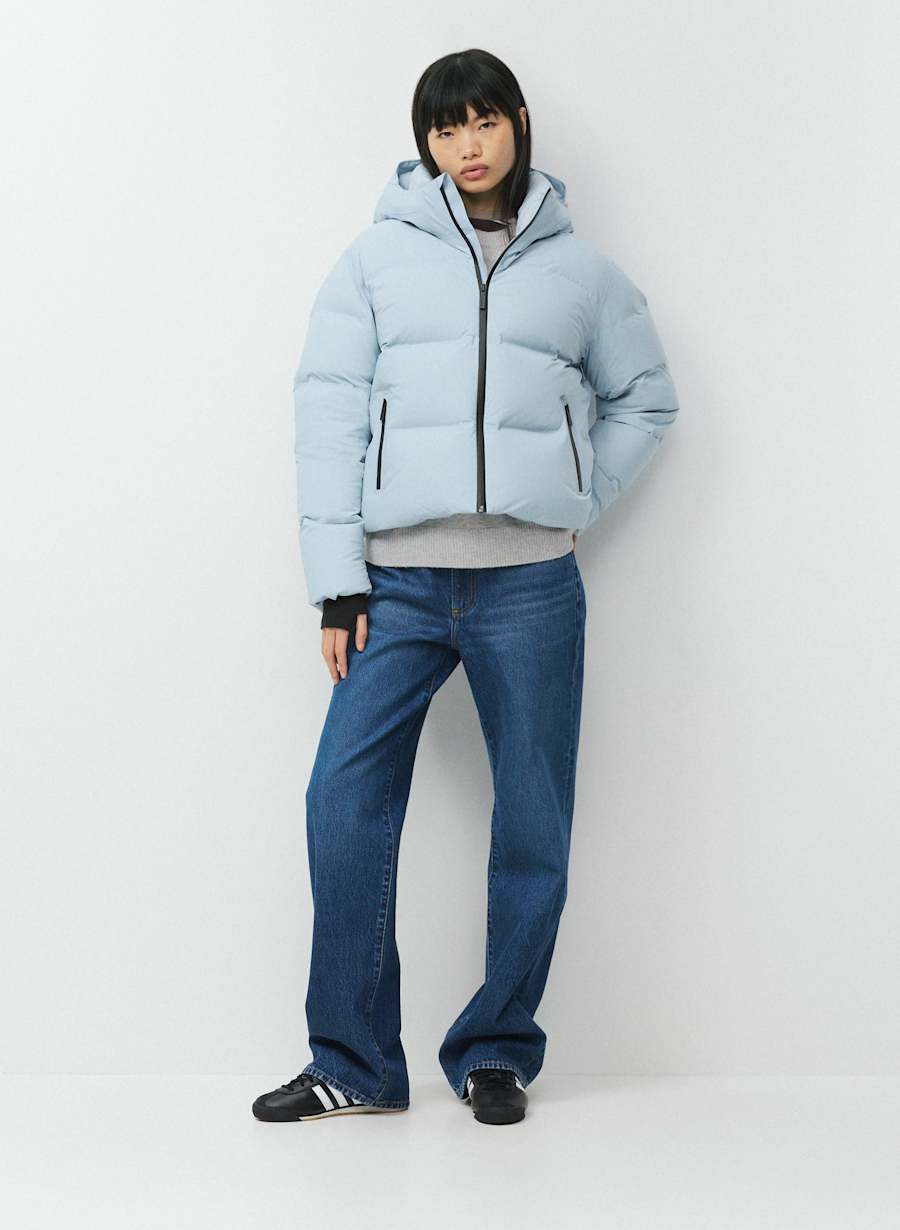 The Super Puff₂O™ Shorty - Rainstop™ by Aritzia