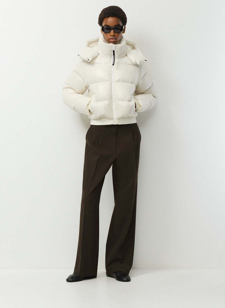 The Super Resort Puff™ - Hi-Gloss by Aritzia