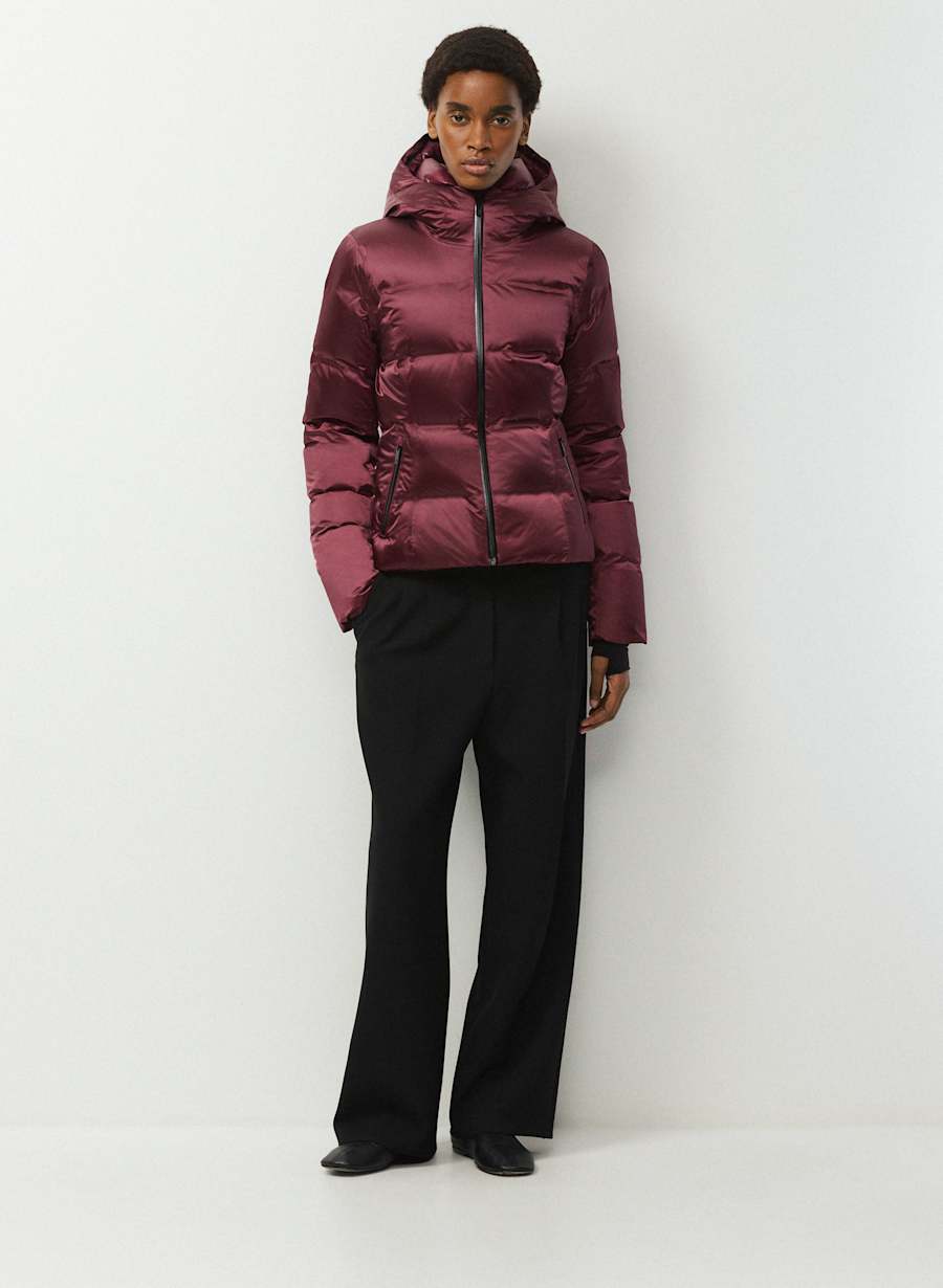 The SuperSnug Puff₂O™ - AlpenGlaze™ by Aritzia