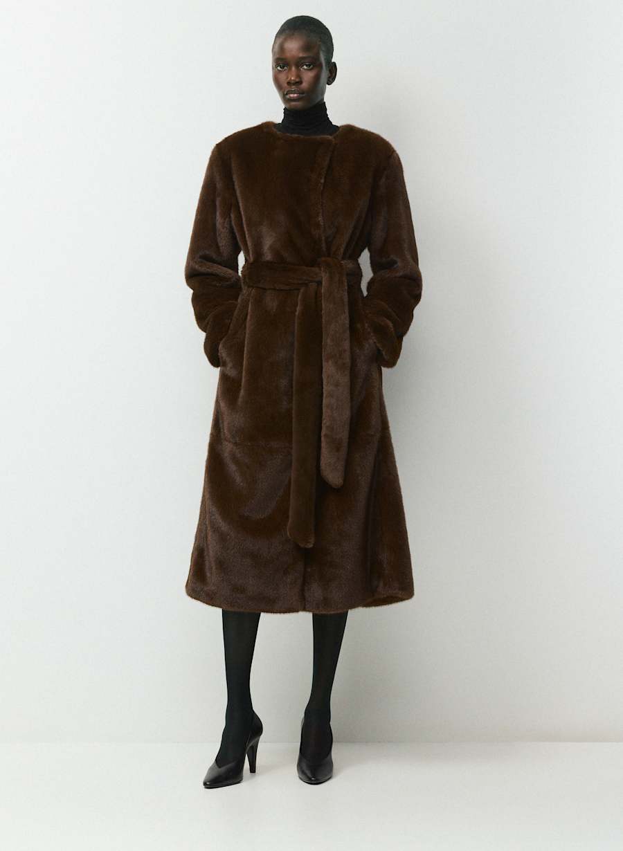 Arosa Coat by Aritzia