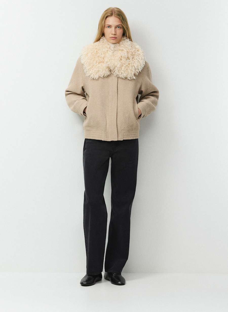 Murren Collar by Aritzia