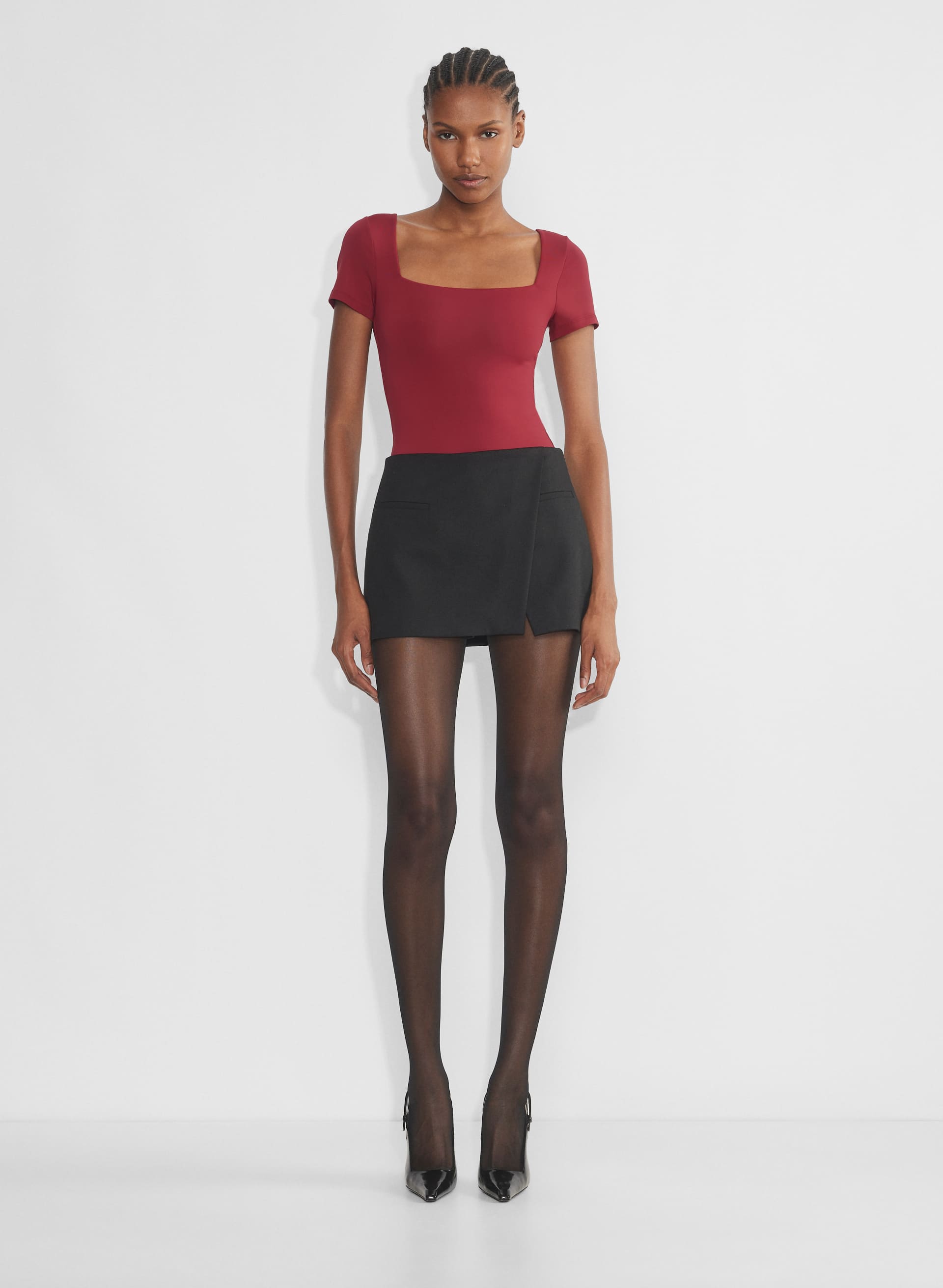 Aritzia ORIGINAL CONTOUR MANNER SQUARENECK BODYSUIT