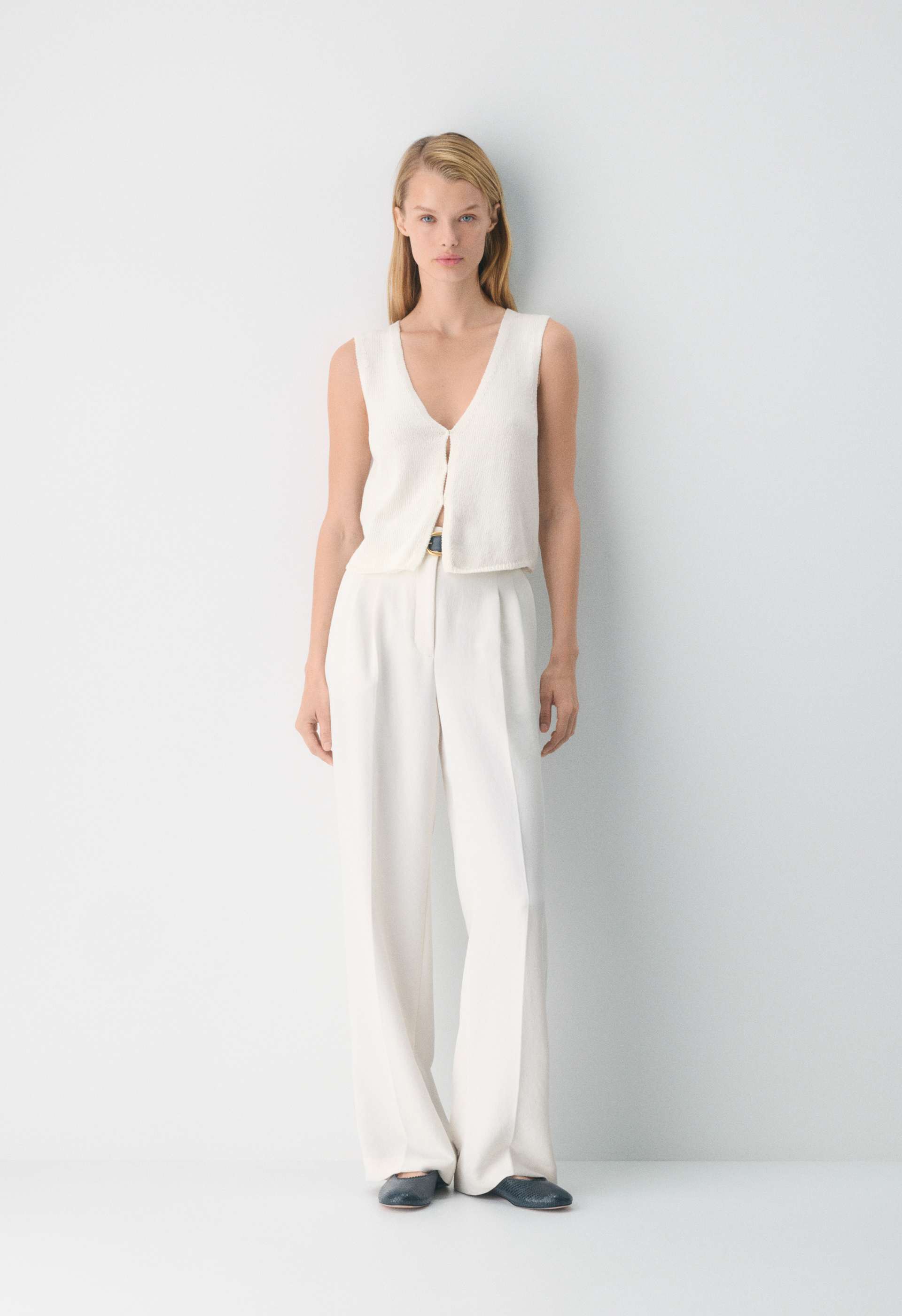 Aritzia BASQUE SWEATER VEST