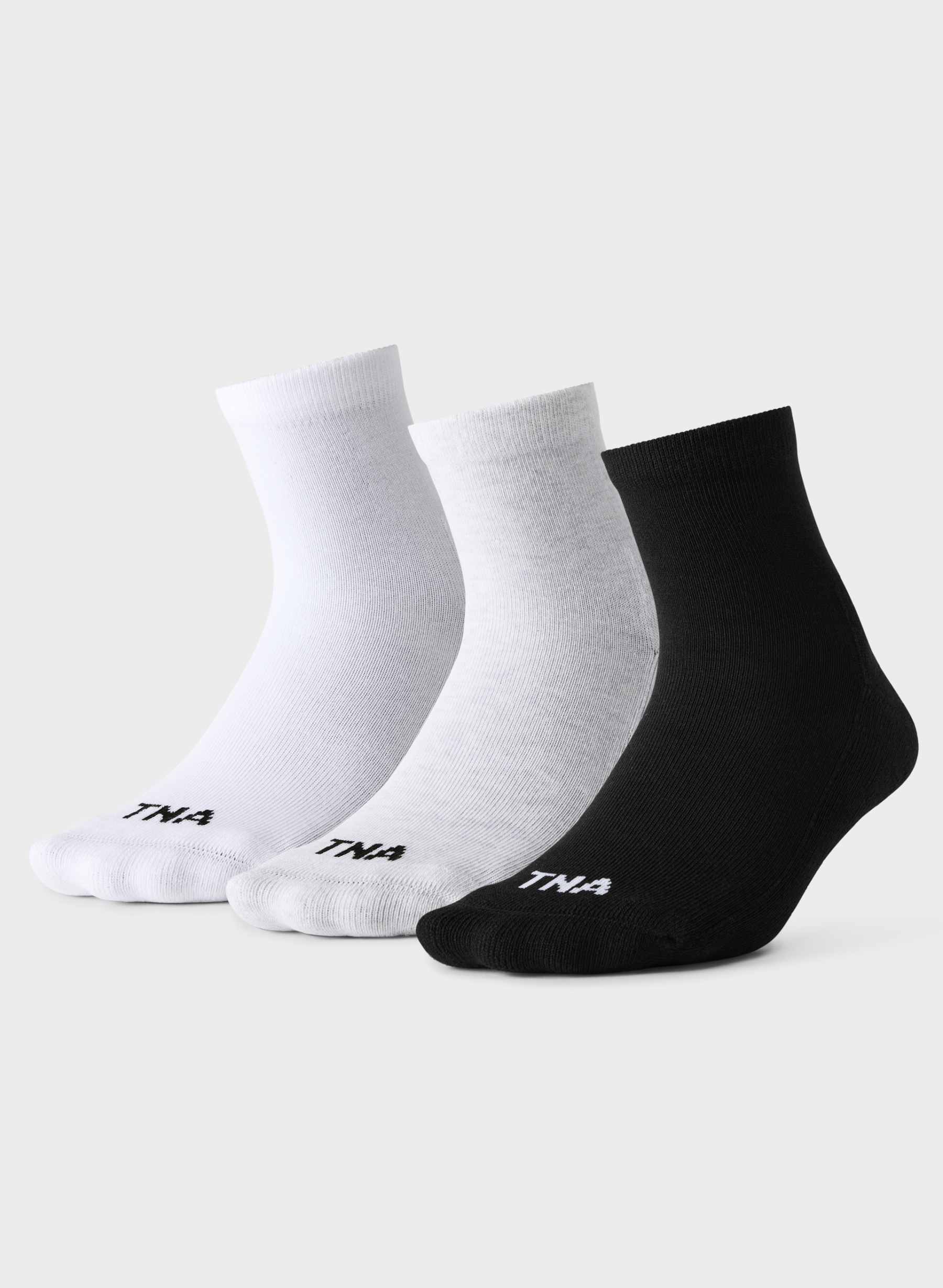 Tna BEST-EVER SMOOTH ANKLE SOCK 3-PACK | Aritzia INTL
