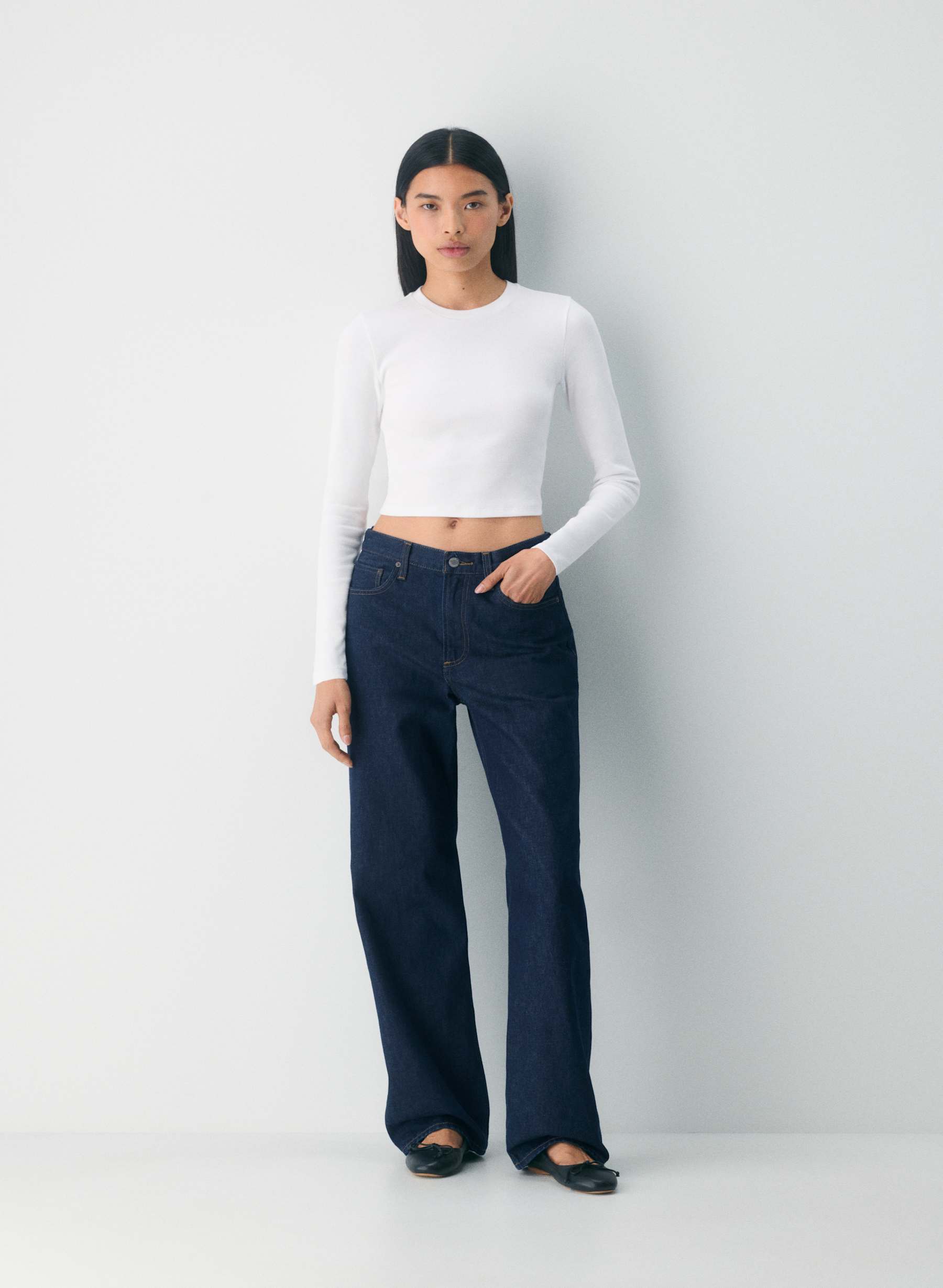 Aritzia HomeStretch™ Rib Crew Waist Longsleeve — photo 1