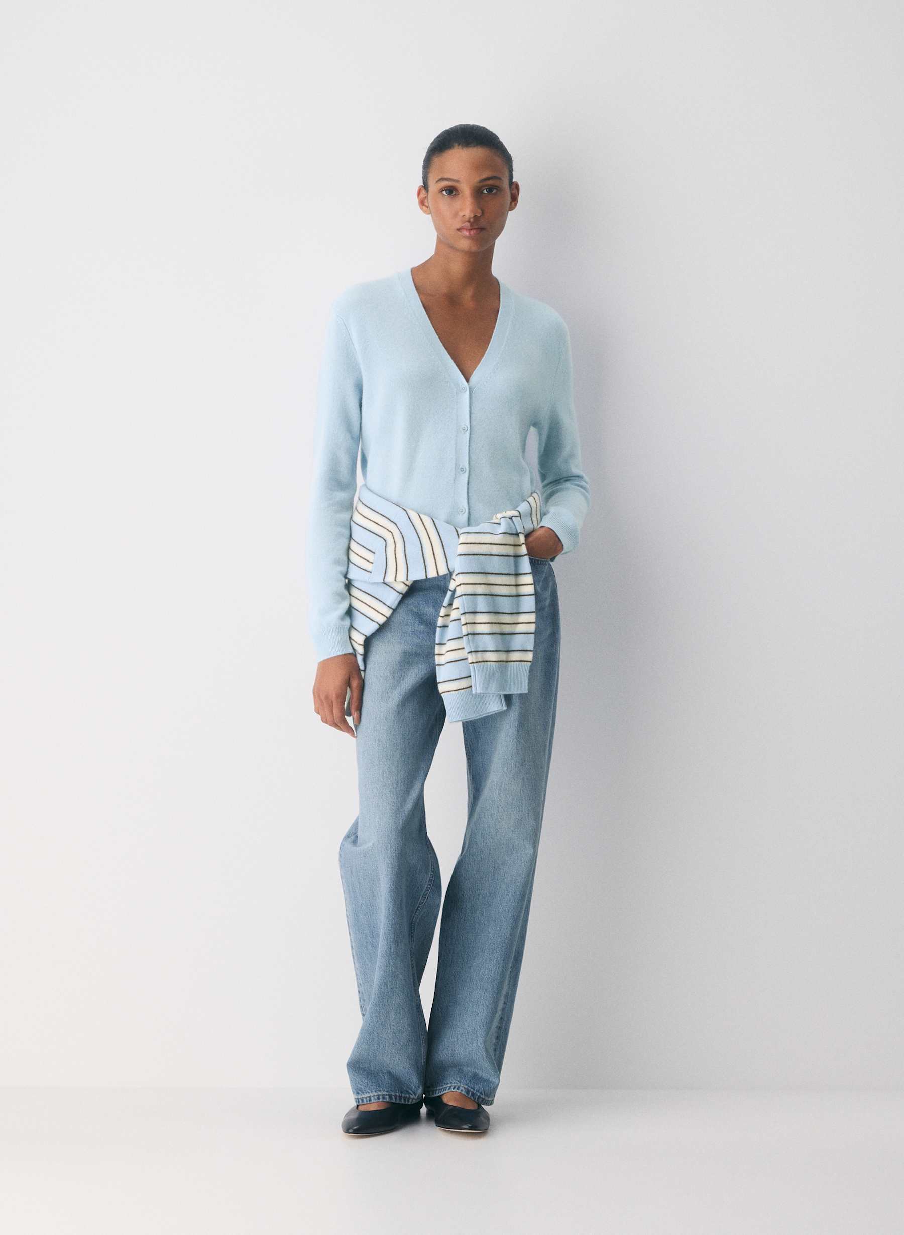 Aritzia Bare Cashmere Laureate Cardigan — photo 1