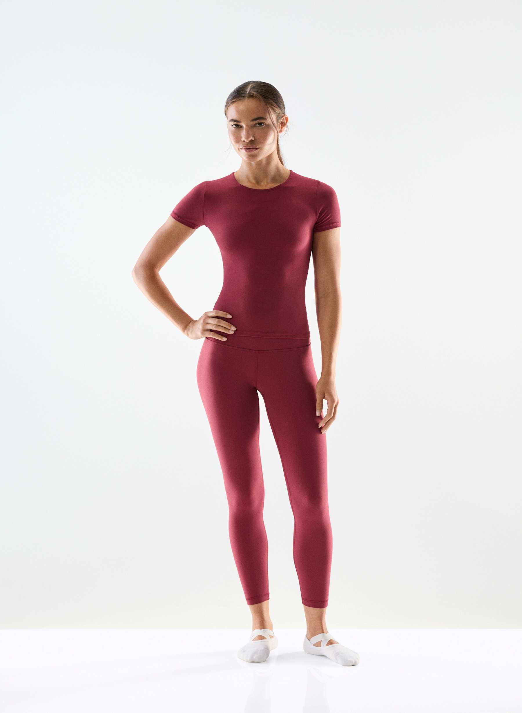 Golden BUTTER Cheeky Hi-Rise 24" Legging — photo 1